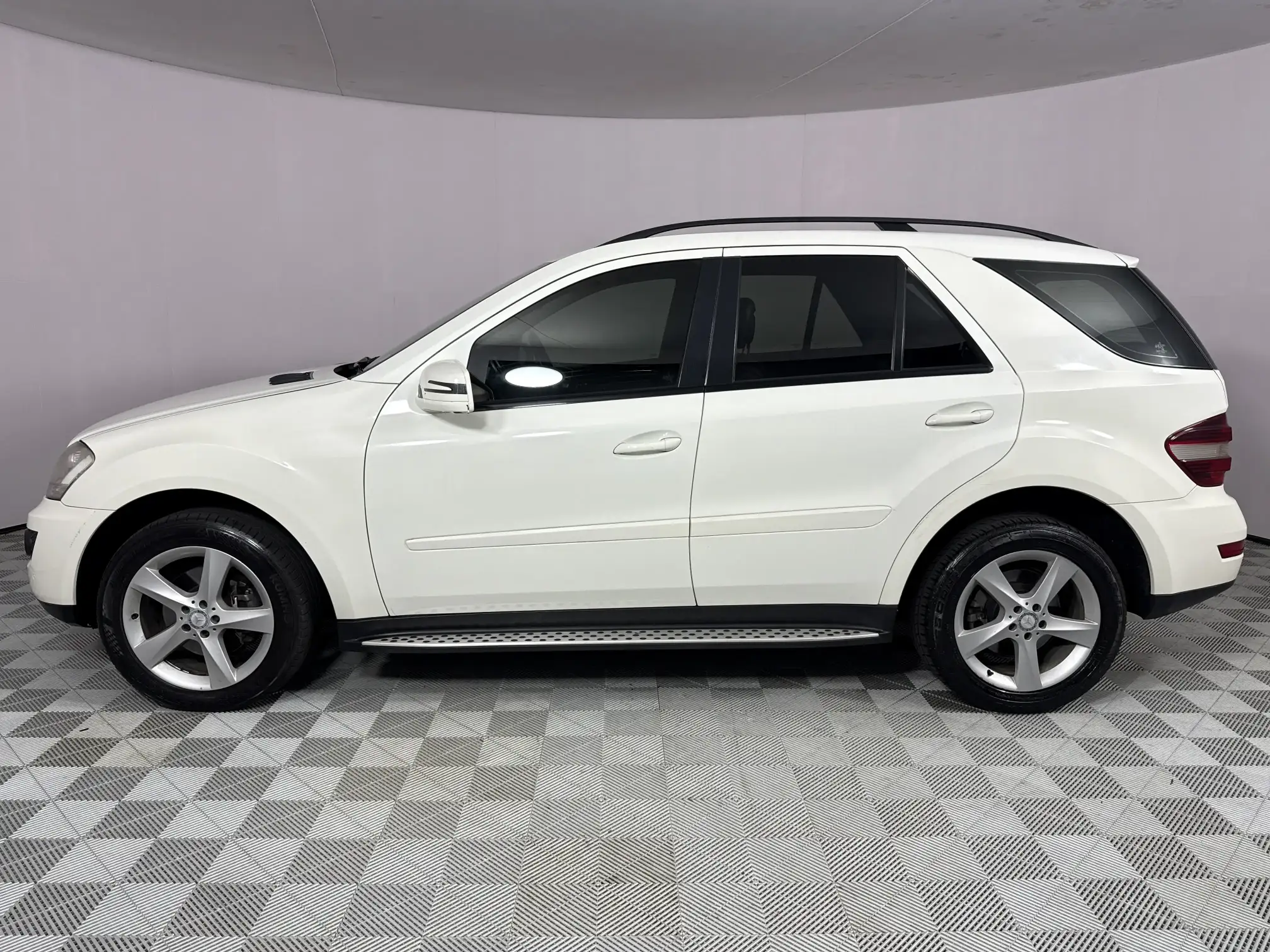 Mercedes-Benz M Class