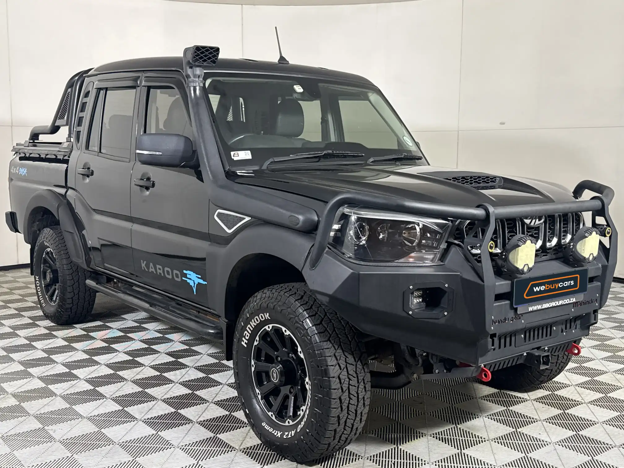 Mahindra PIK UP