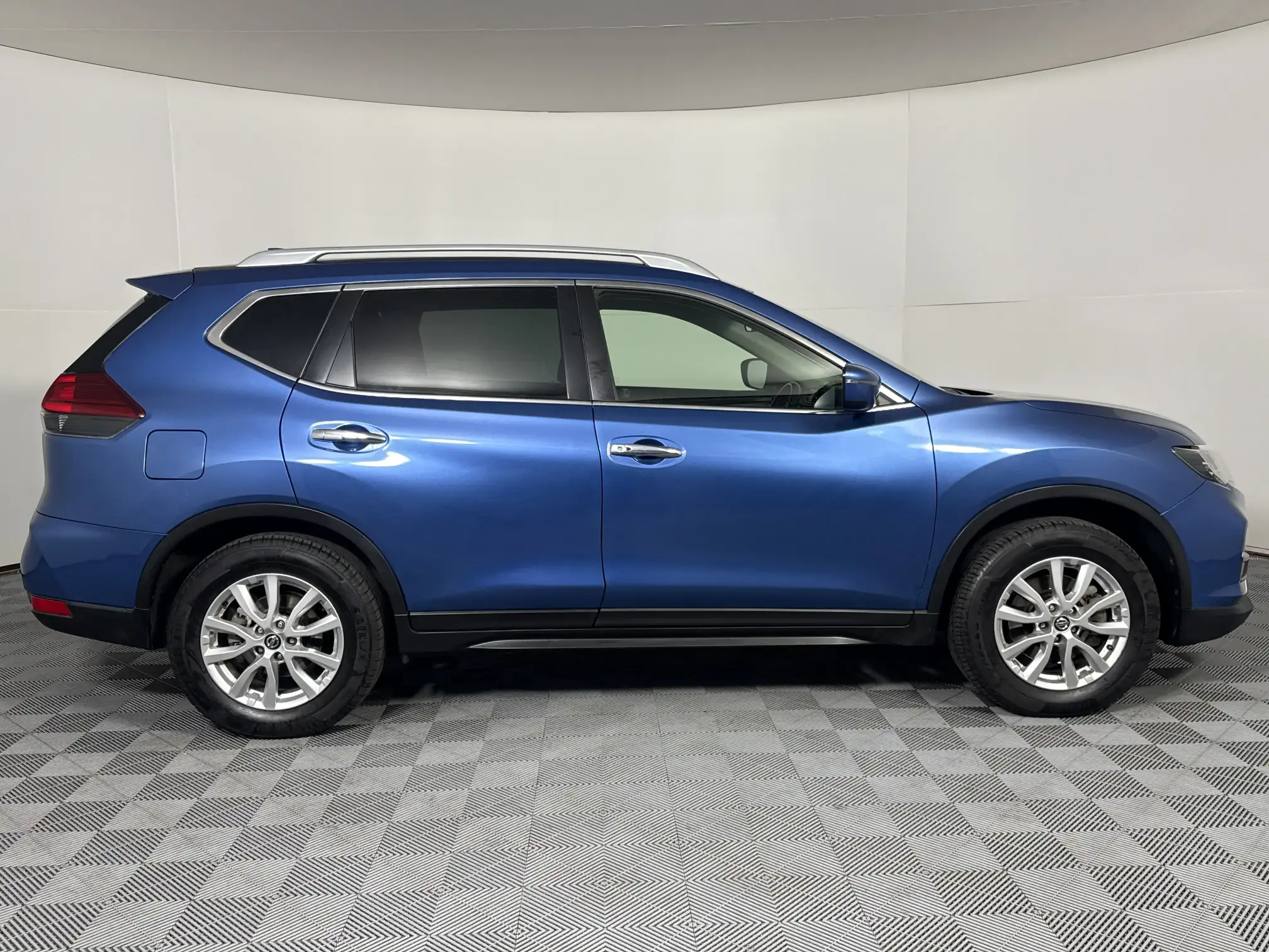 Nissan X Trail