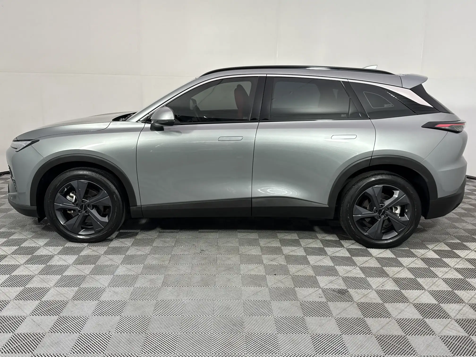 Baic X55