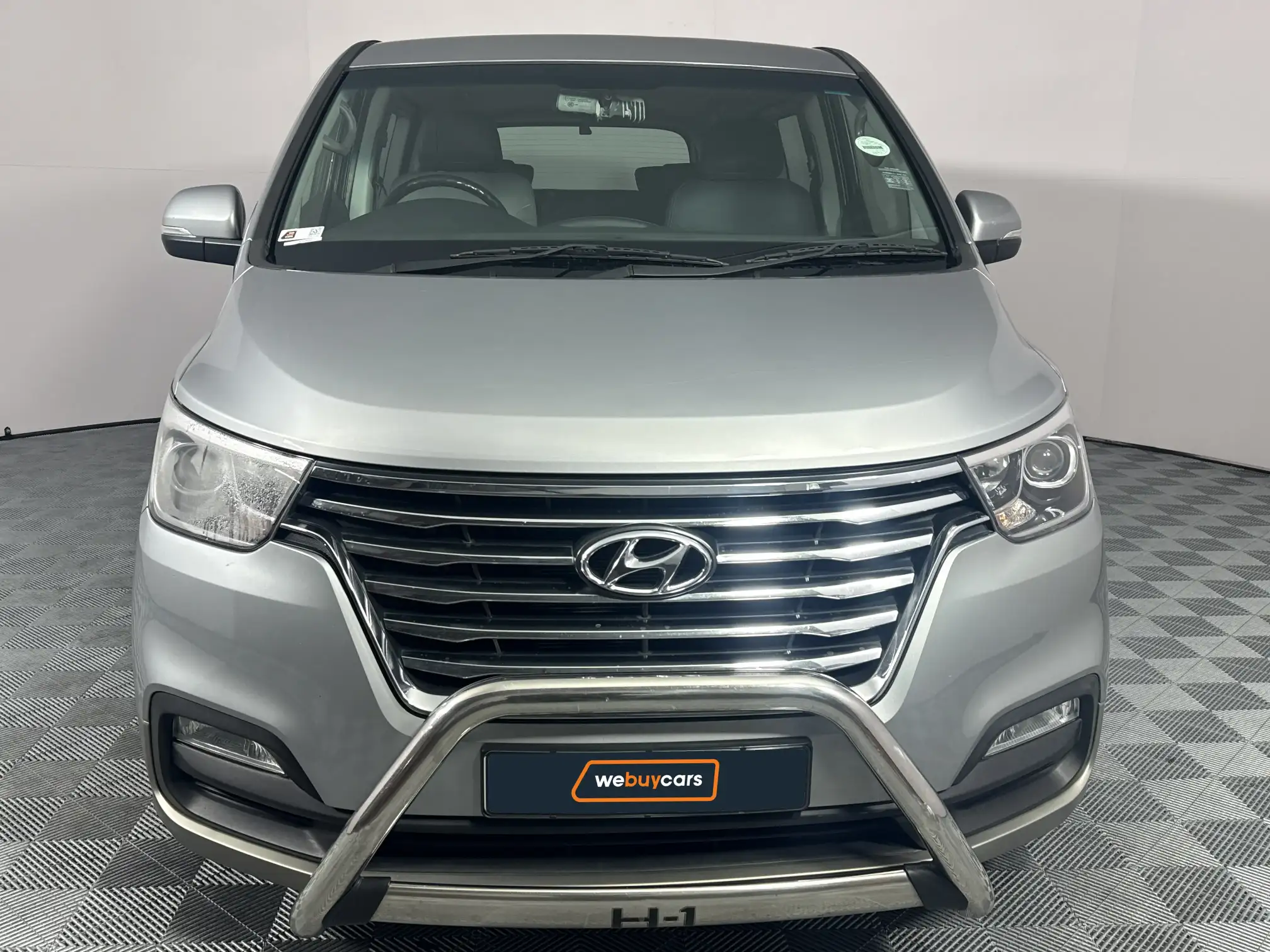 Hyundai H-1