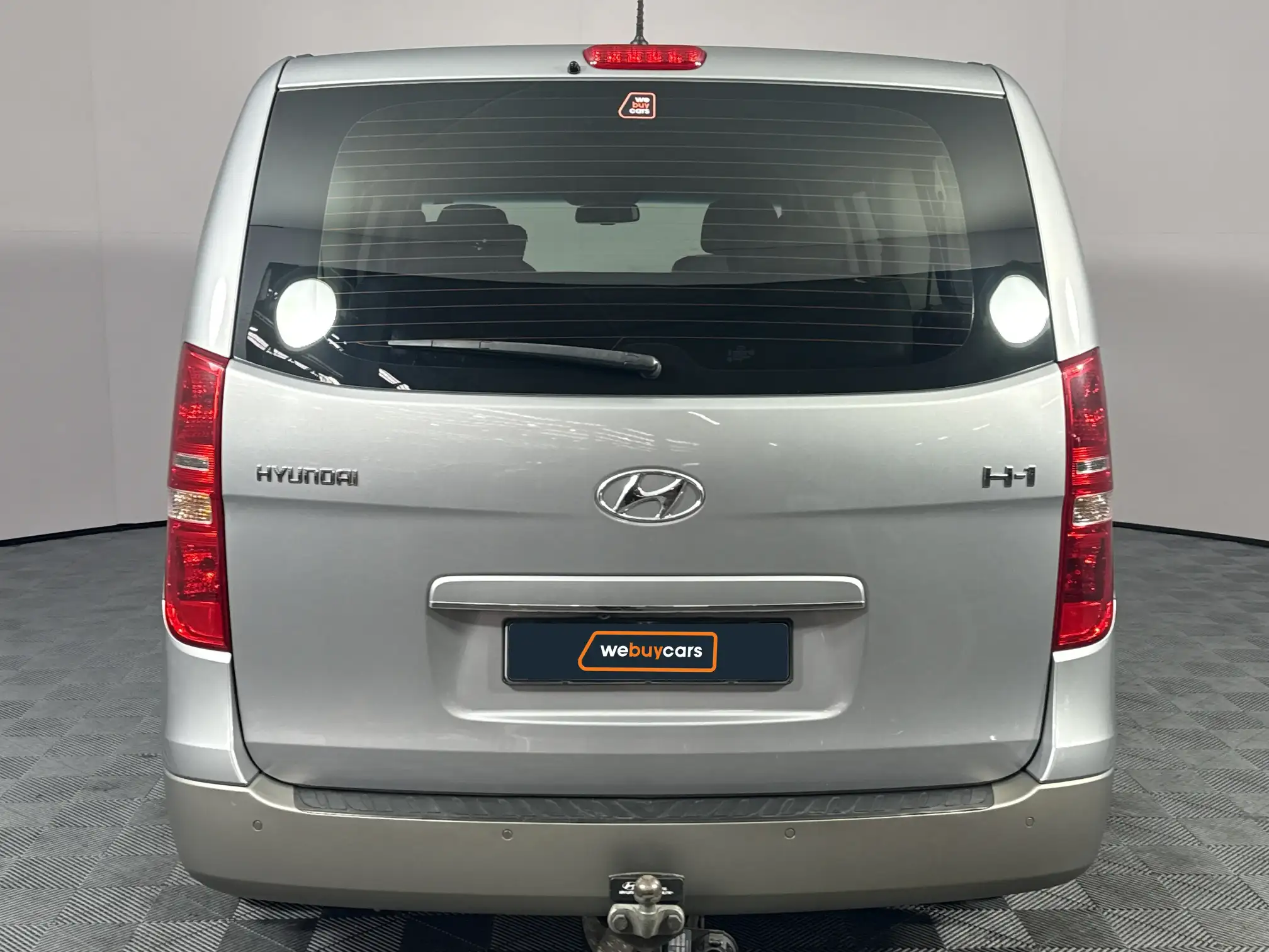 Hyundai H-1