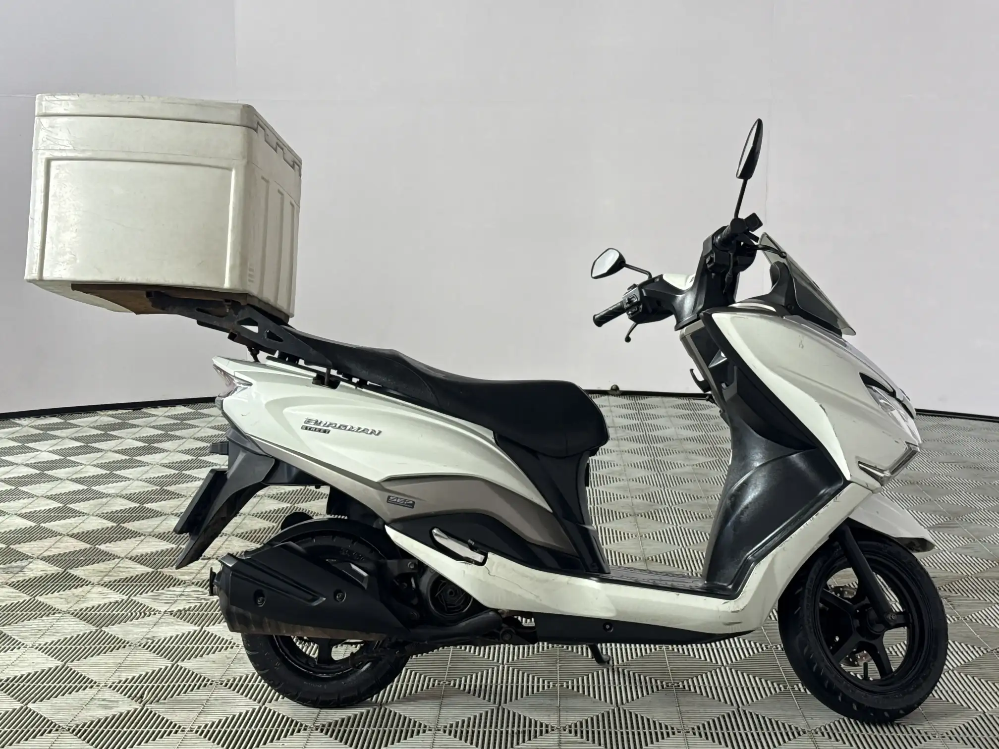 2021 Suzuki AN