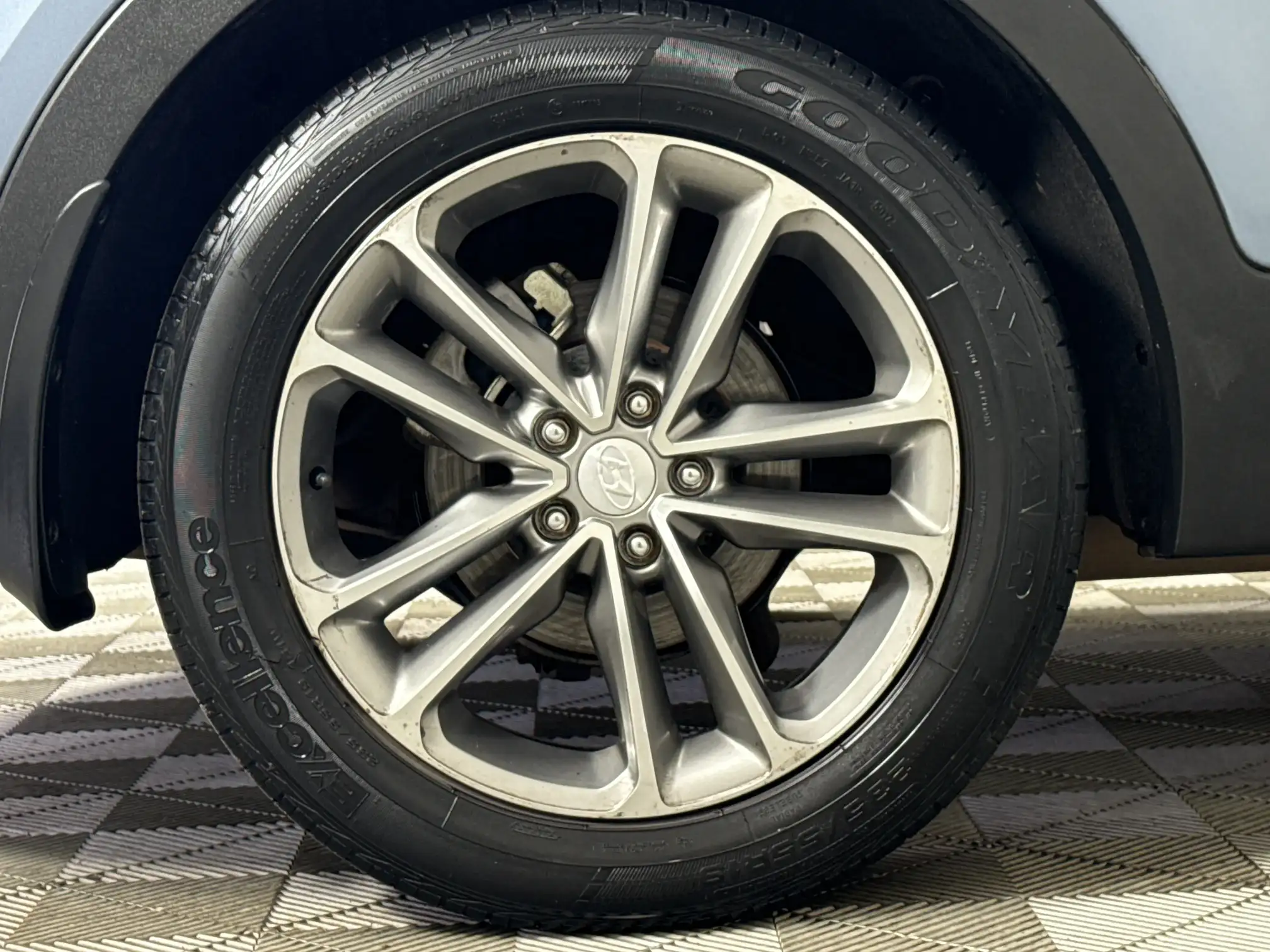 Hyundai Santa-FE