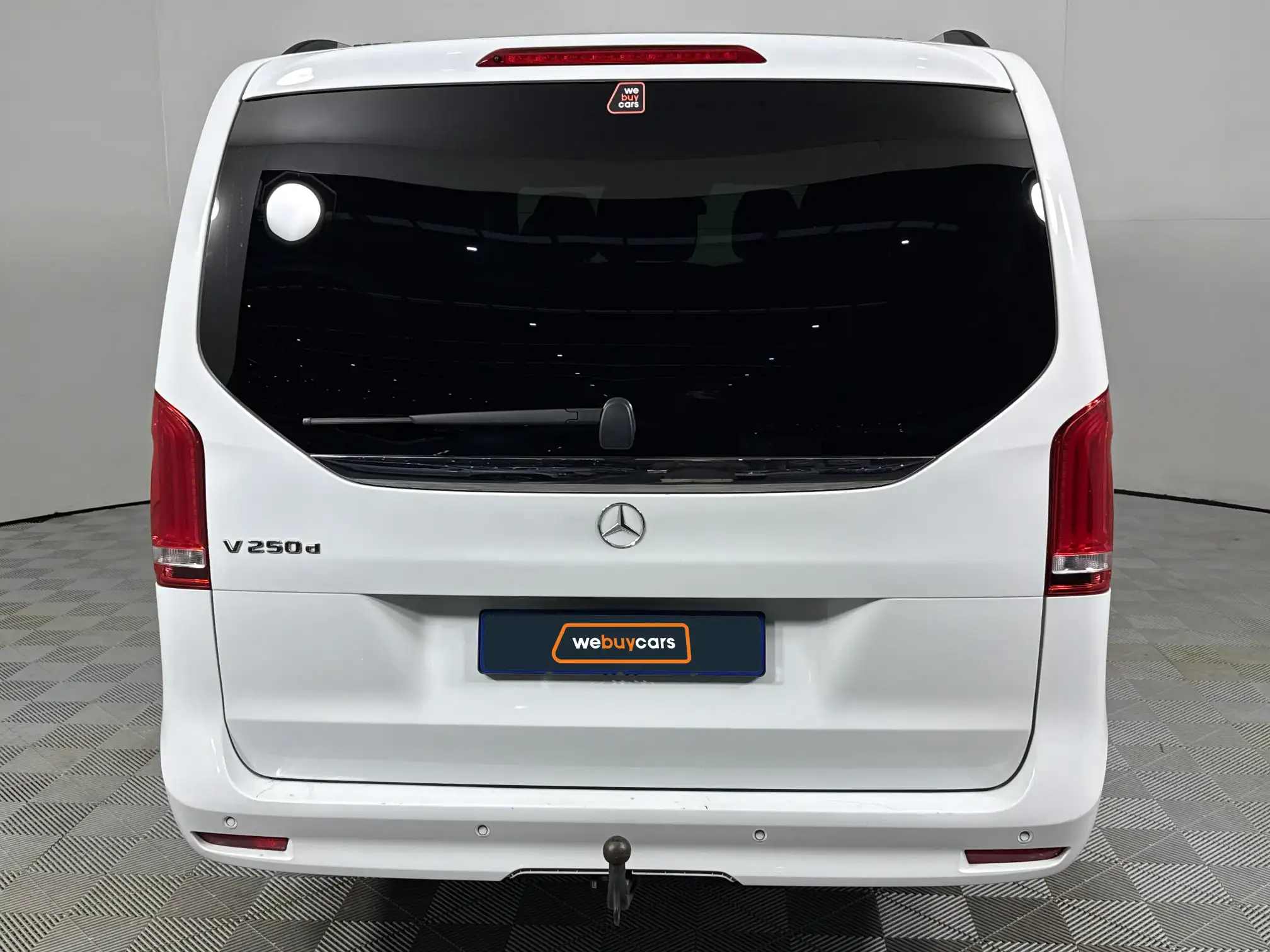 Mercedes-Benz V250