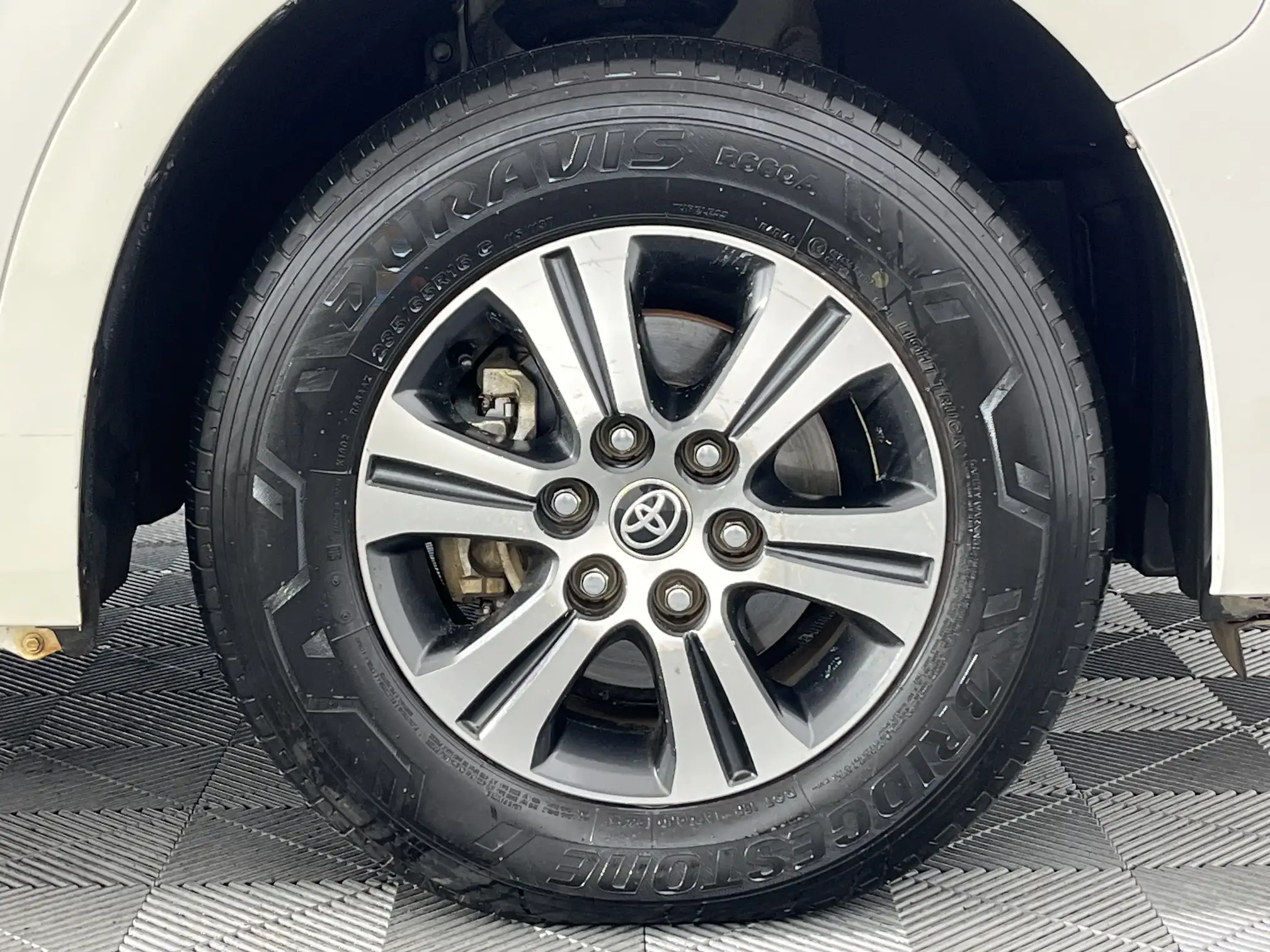 Toyota Quantum