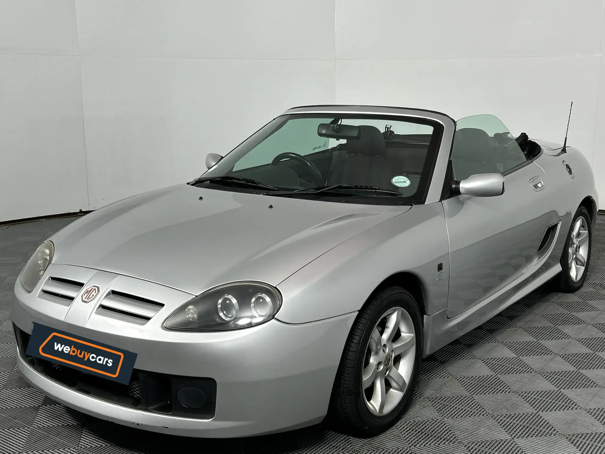 2004 MG TF