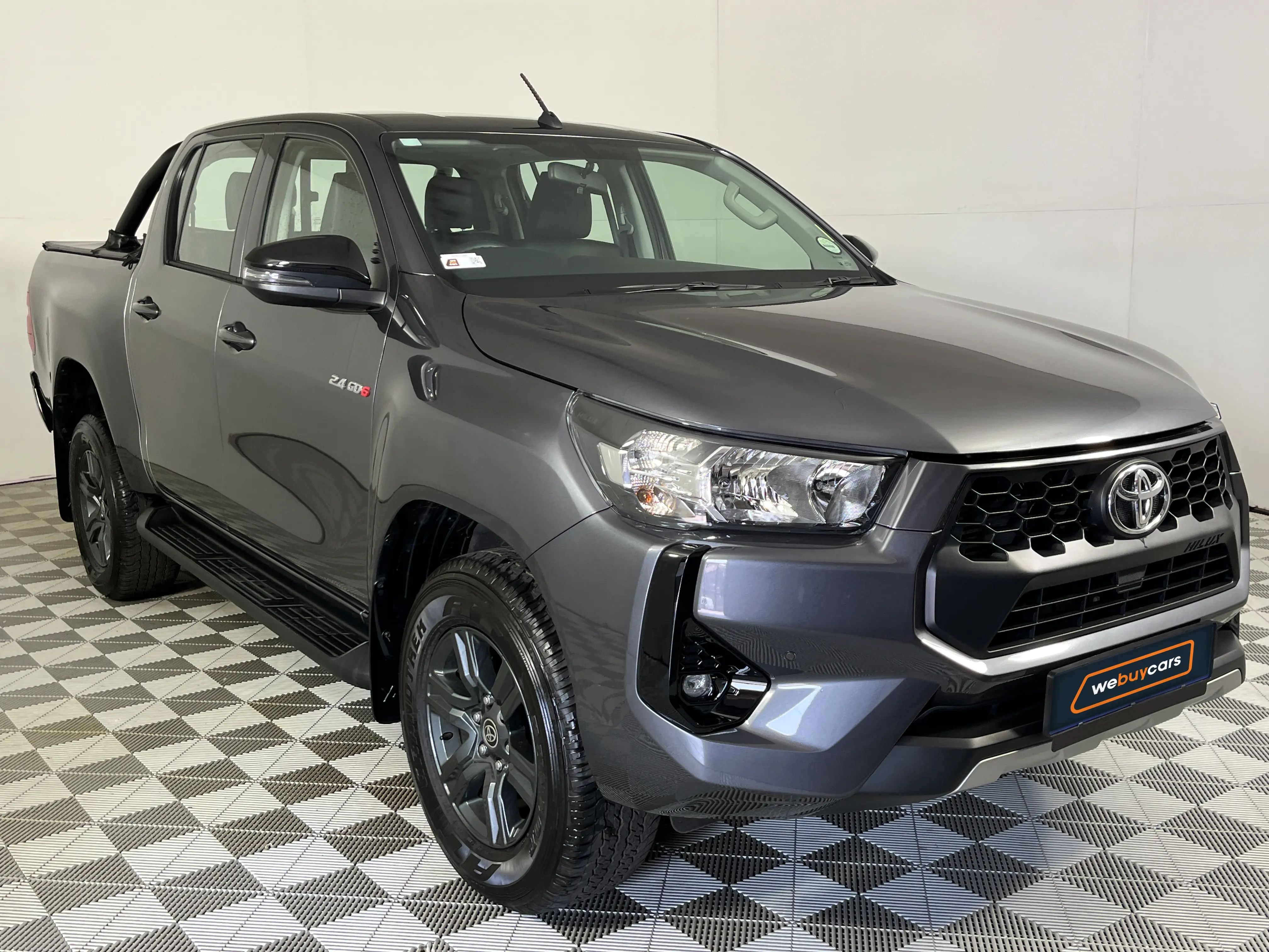 2025 Toyota Hilux 2.4 Gd-6 RB Raider Auto Pick Up Double Cab, photo 3