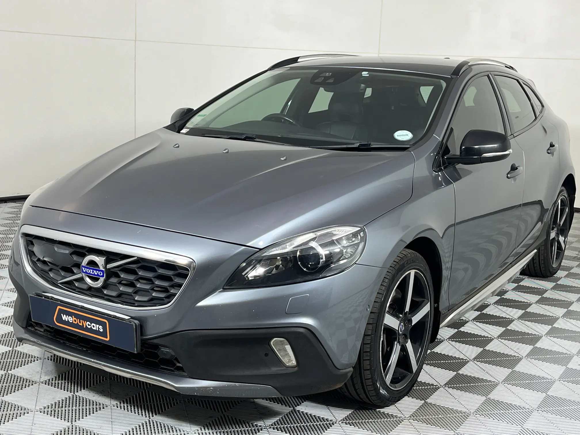 2015 Volvo V40 D4 Geartronic Cross Country