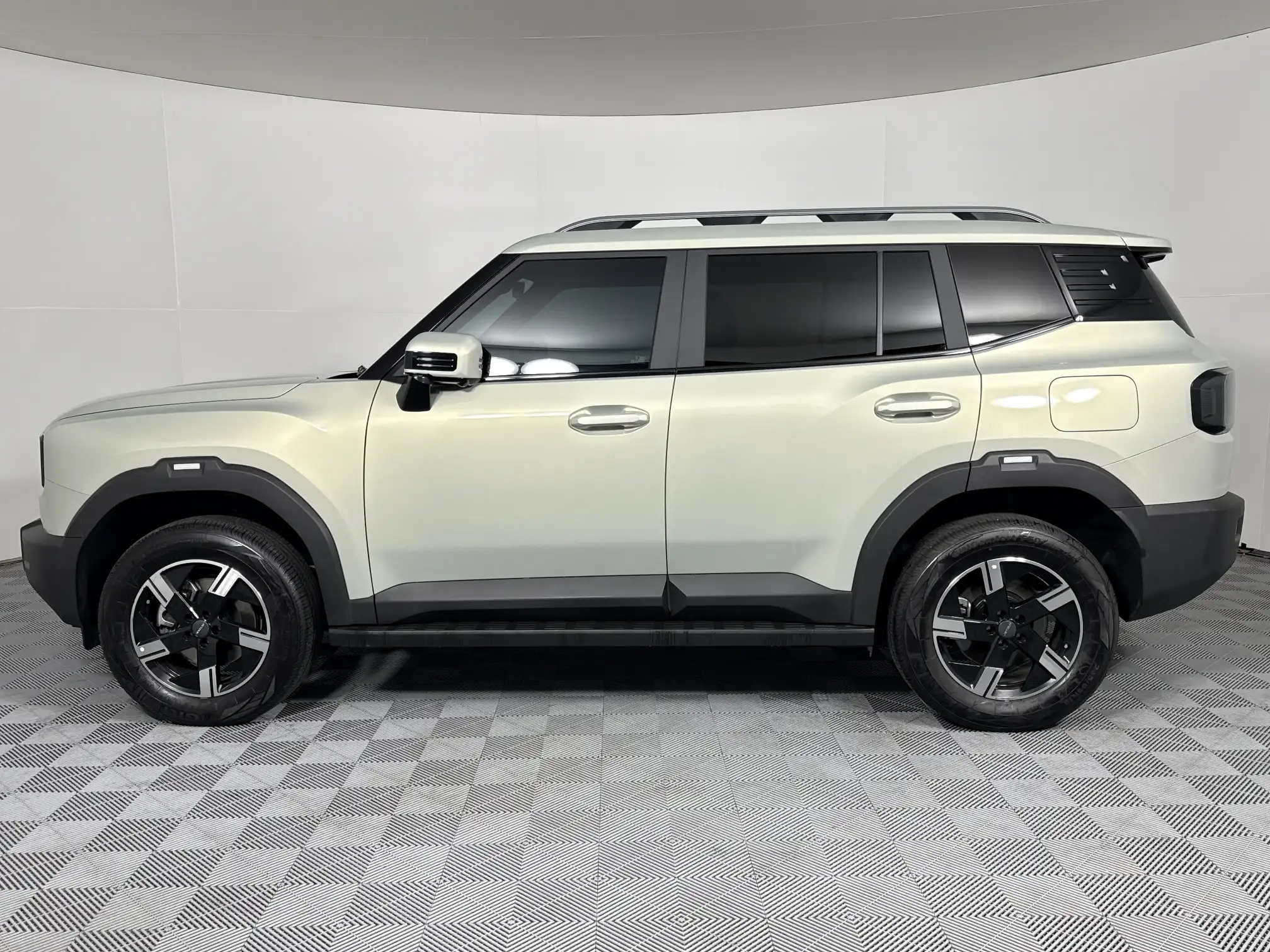 Jetour T1