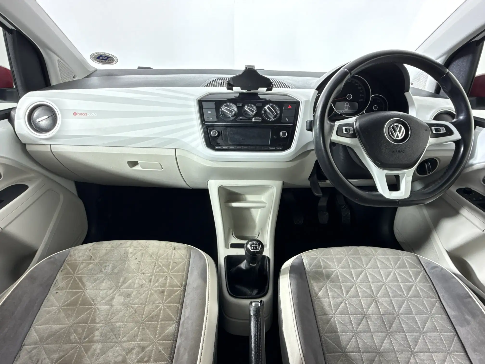 Volkswagen UP