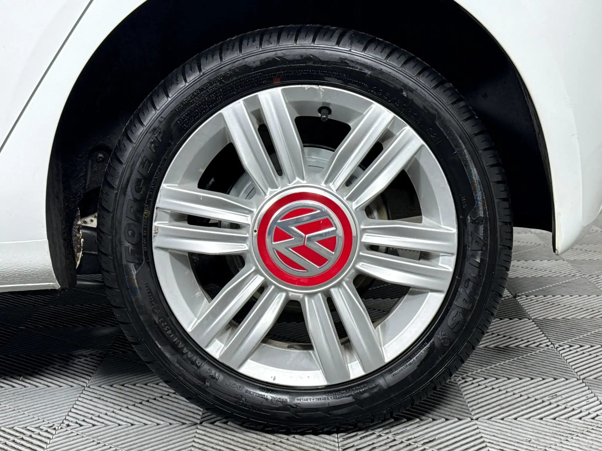 Volkswagen UP