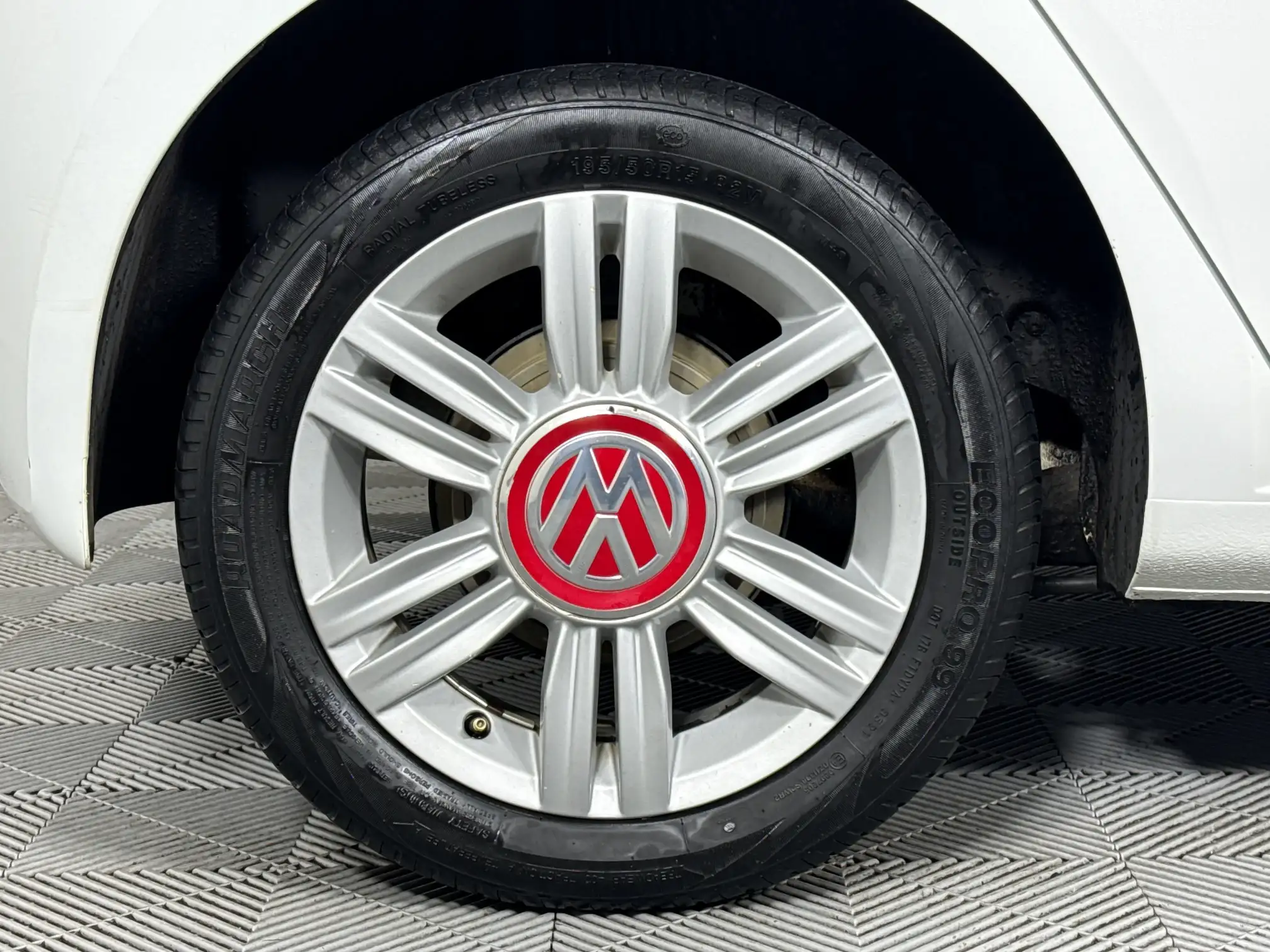 Volkswagen UP