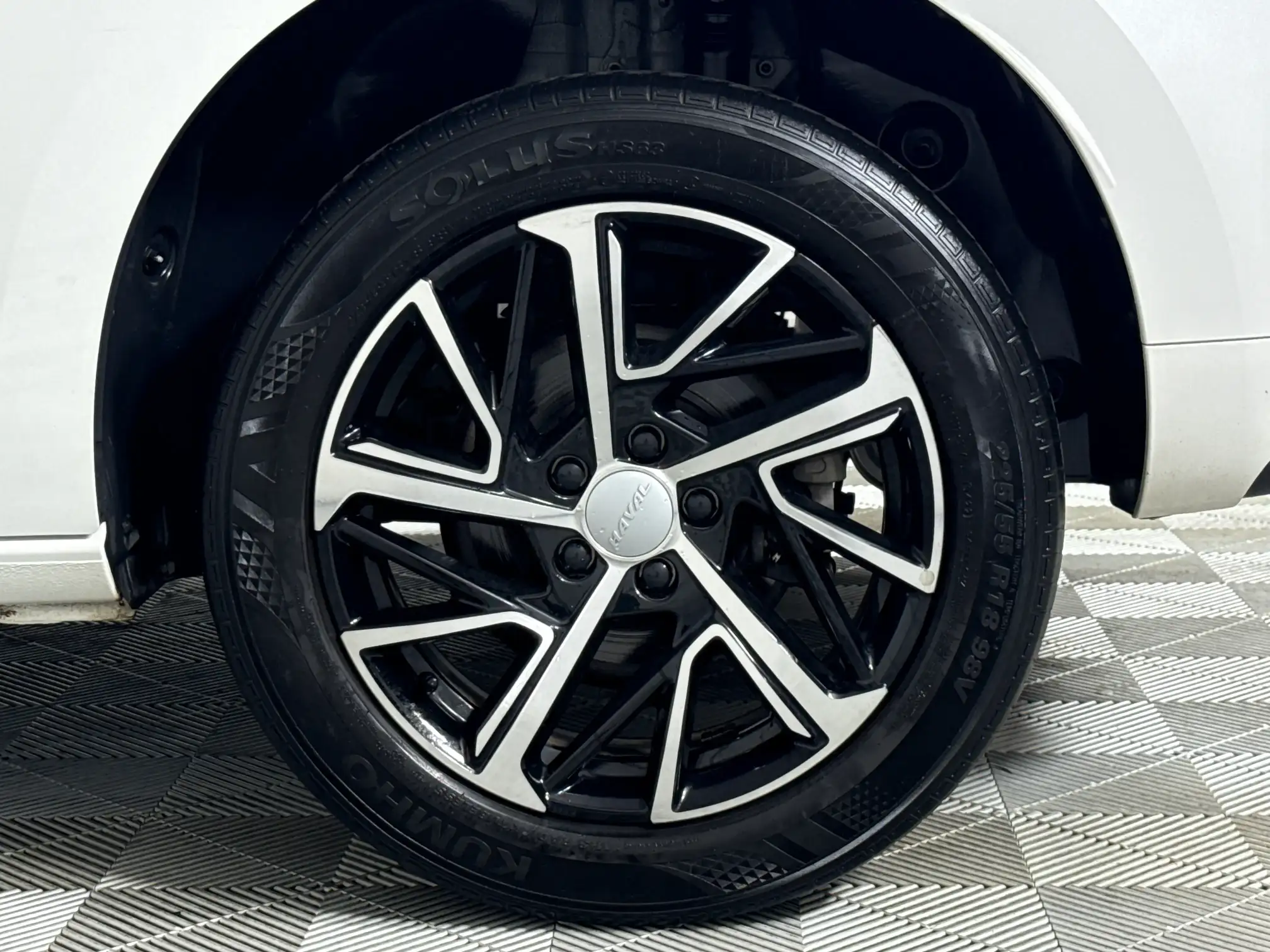Haval Jolion