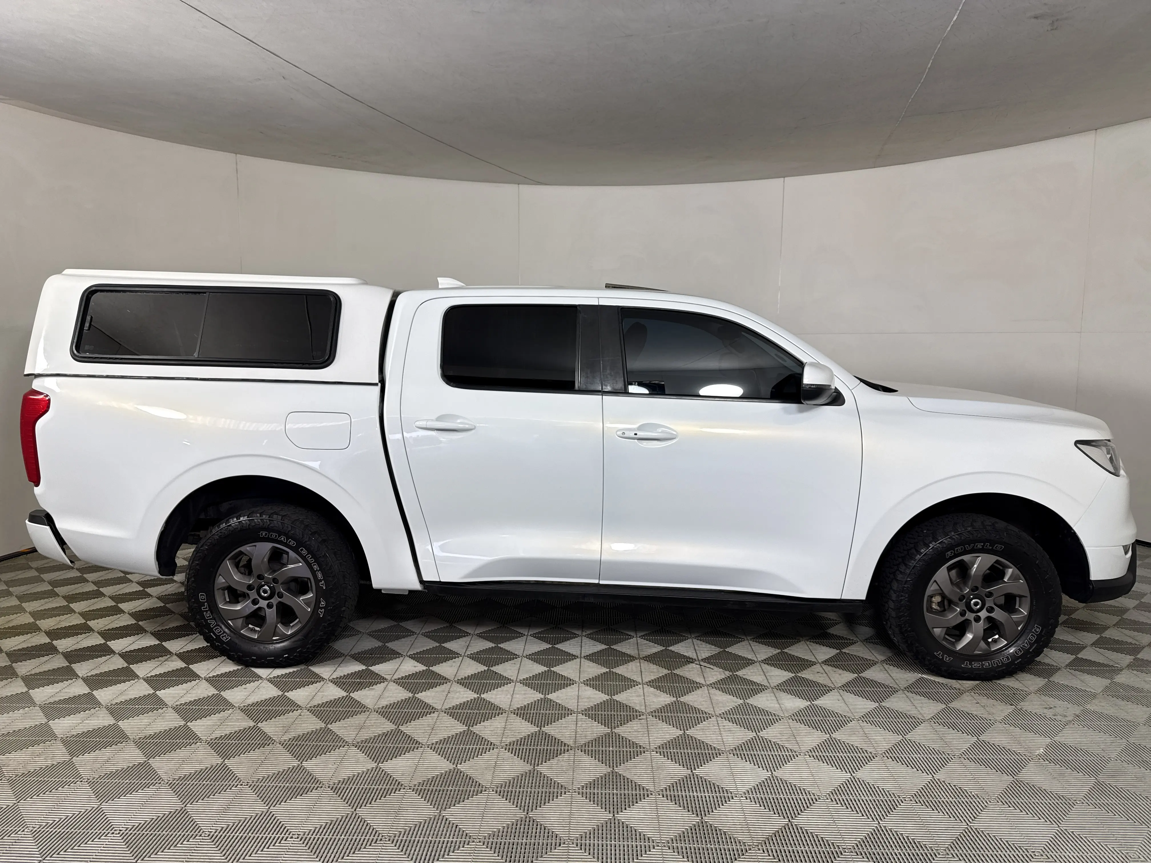 2023 GWM P-Series 2.0td DLX 4x4 Double Cab Pick Up, photo 4
