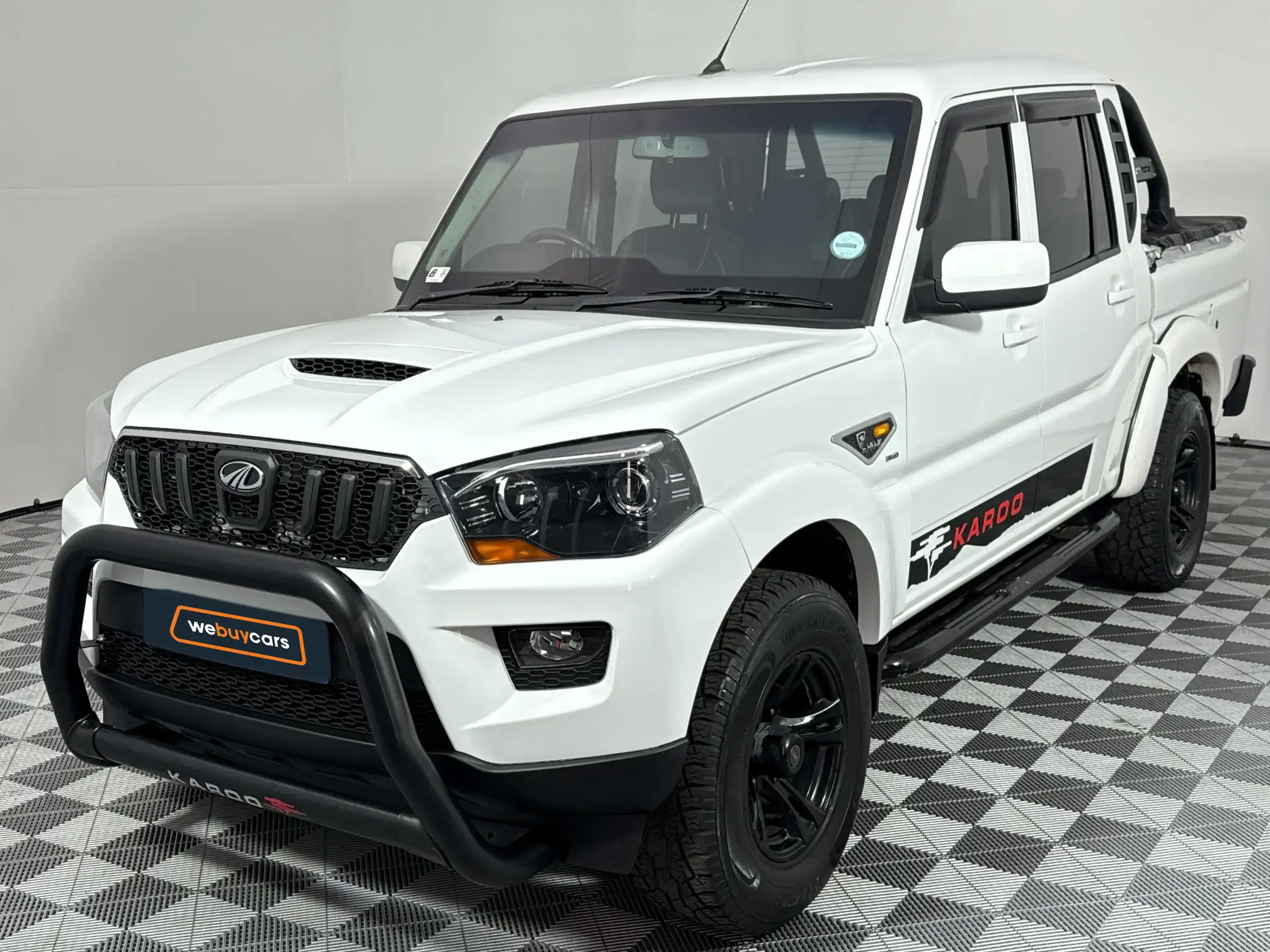 2020 Mahindra PIK UP