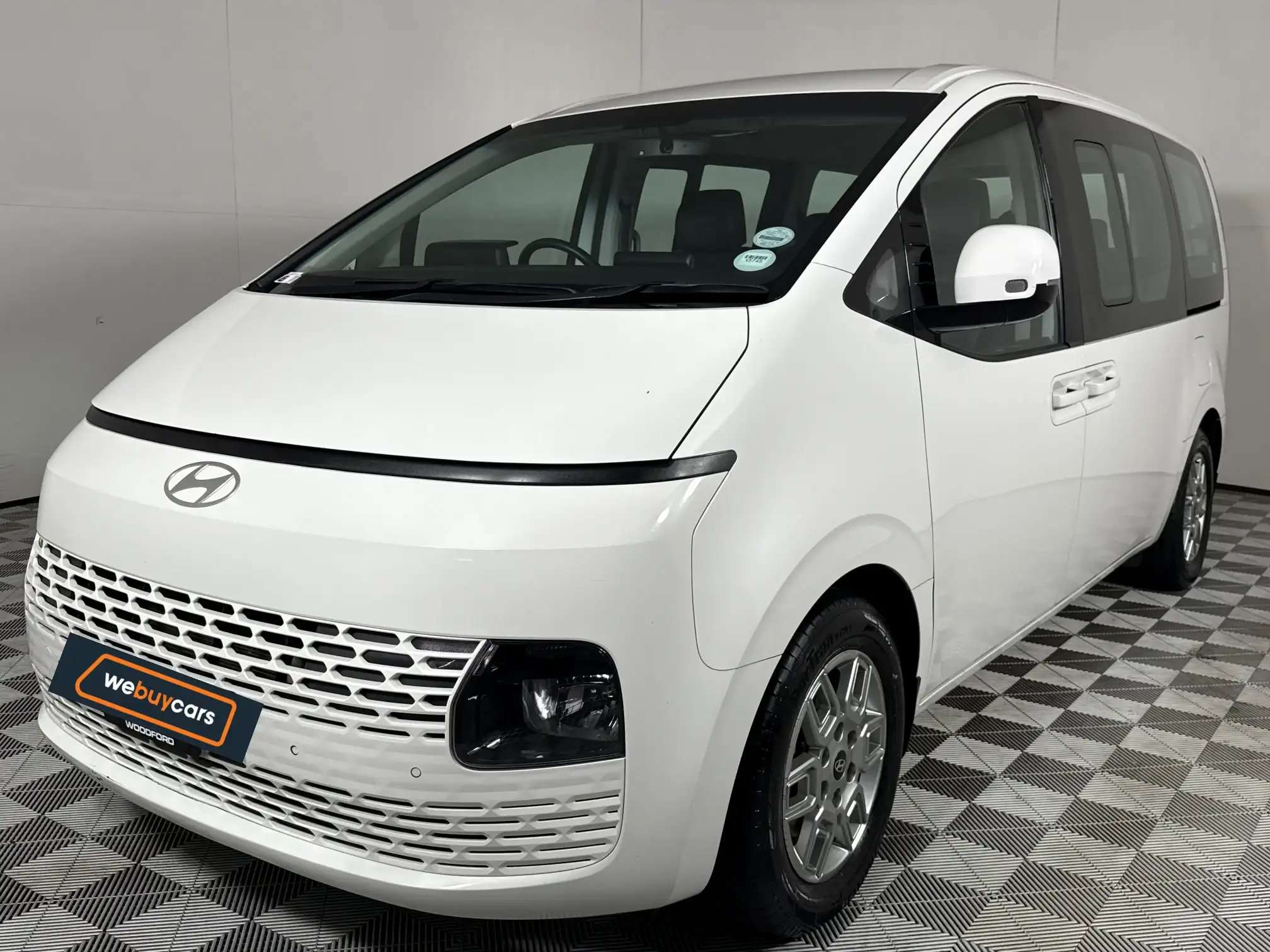 2024 Hyundai Staria