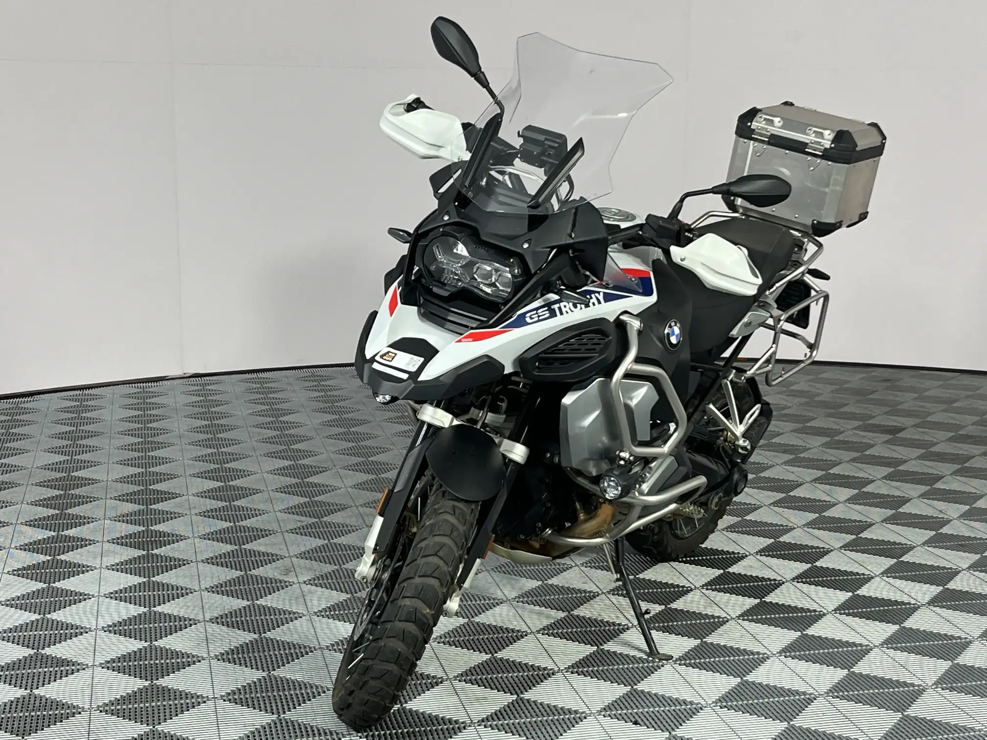 BMW R Series