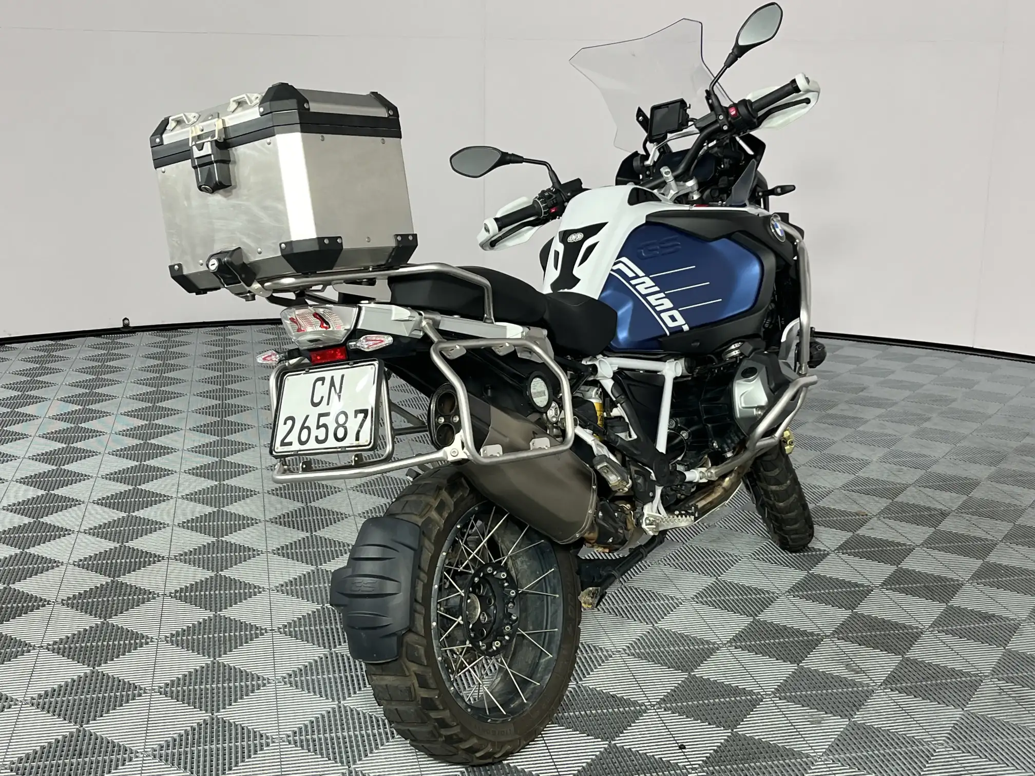 BMW R Series