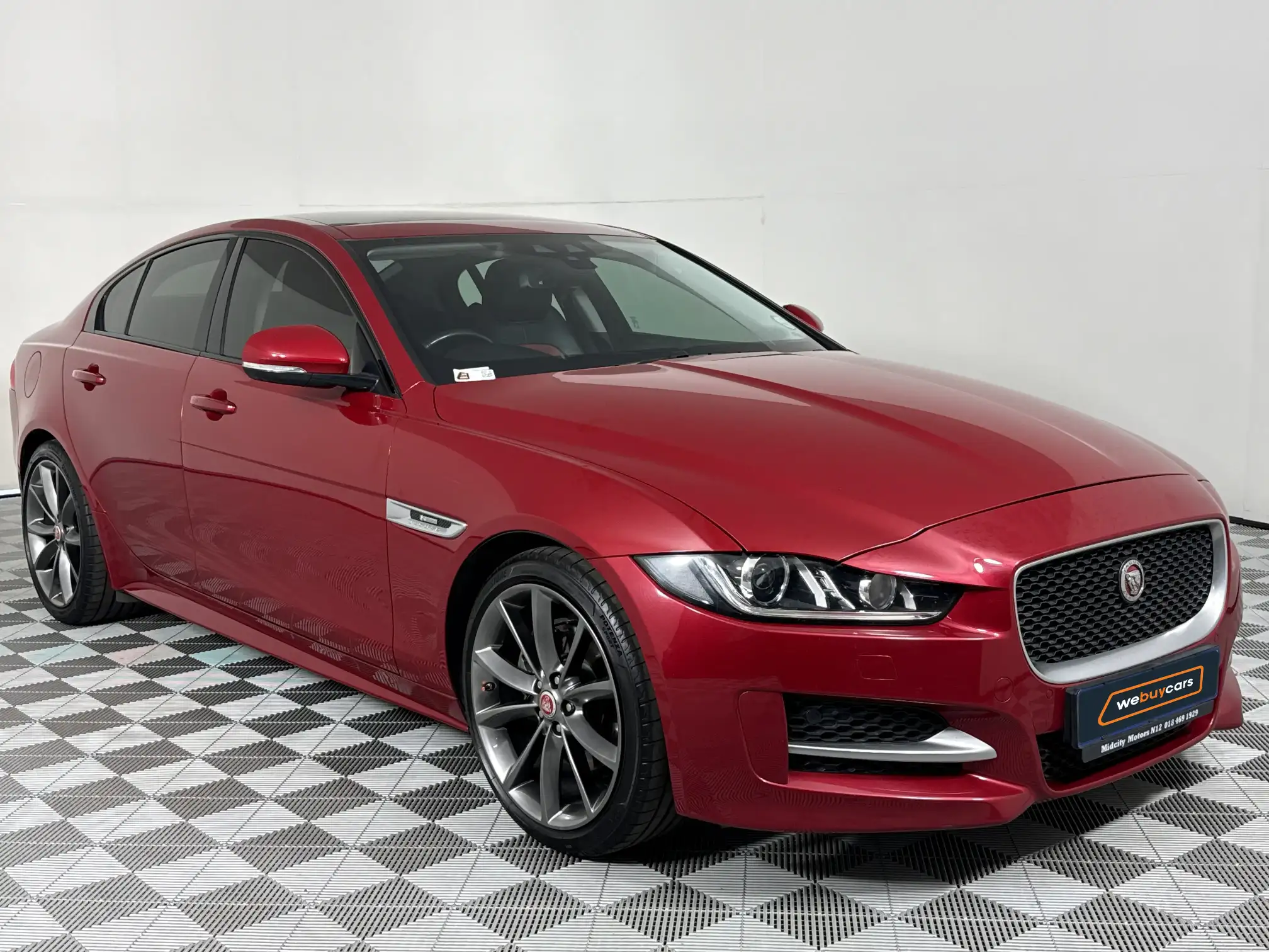 Jaguar XE