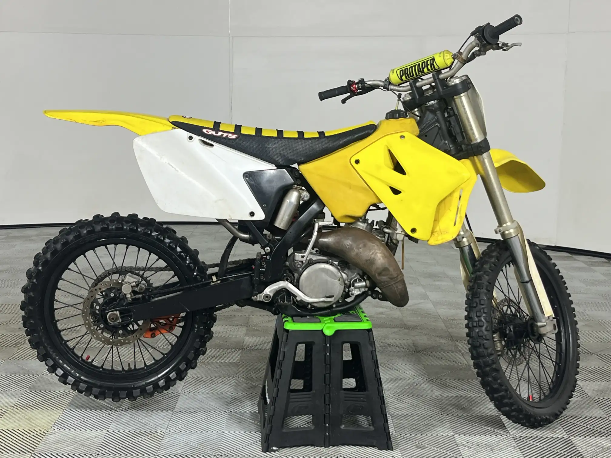 2003 Suzuki RM