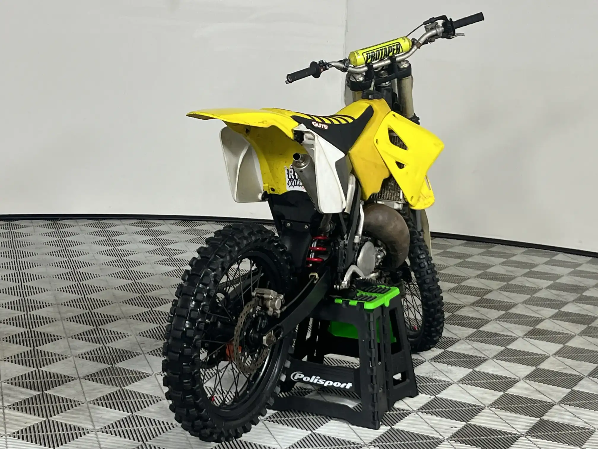 Suzuki RM