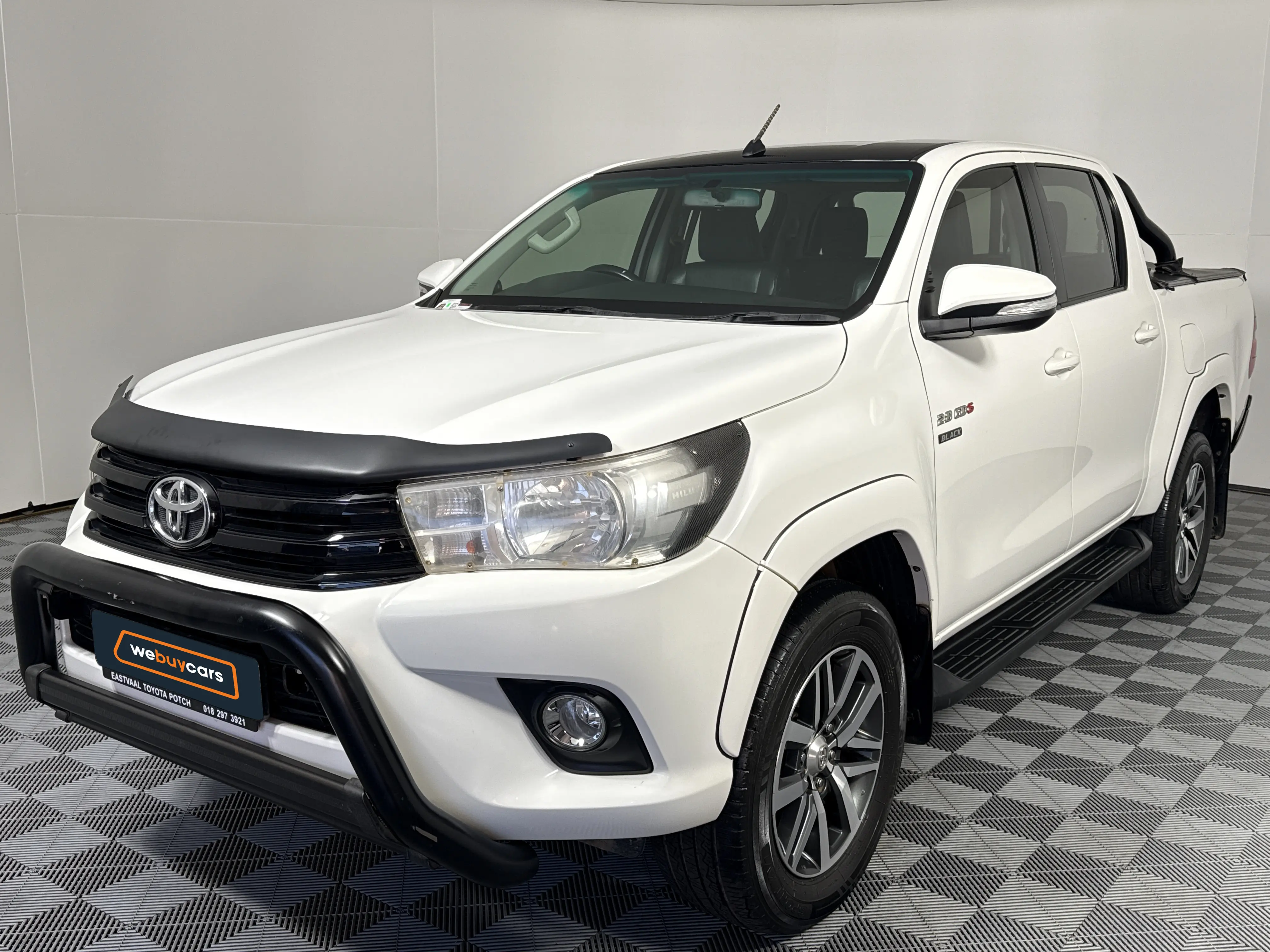 2017 Toyota Hilux 2.8 Gd-6 RB Raider Pick Up Double Cab