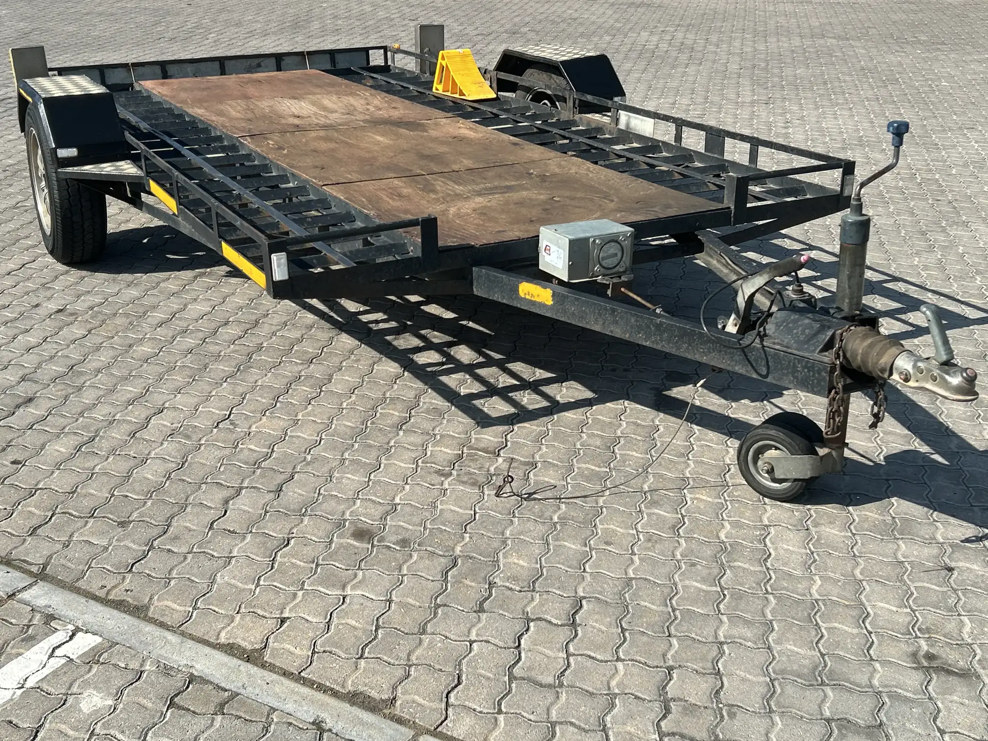 Custom Flatbed