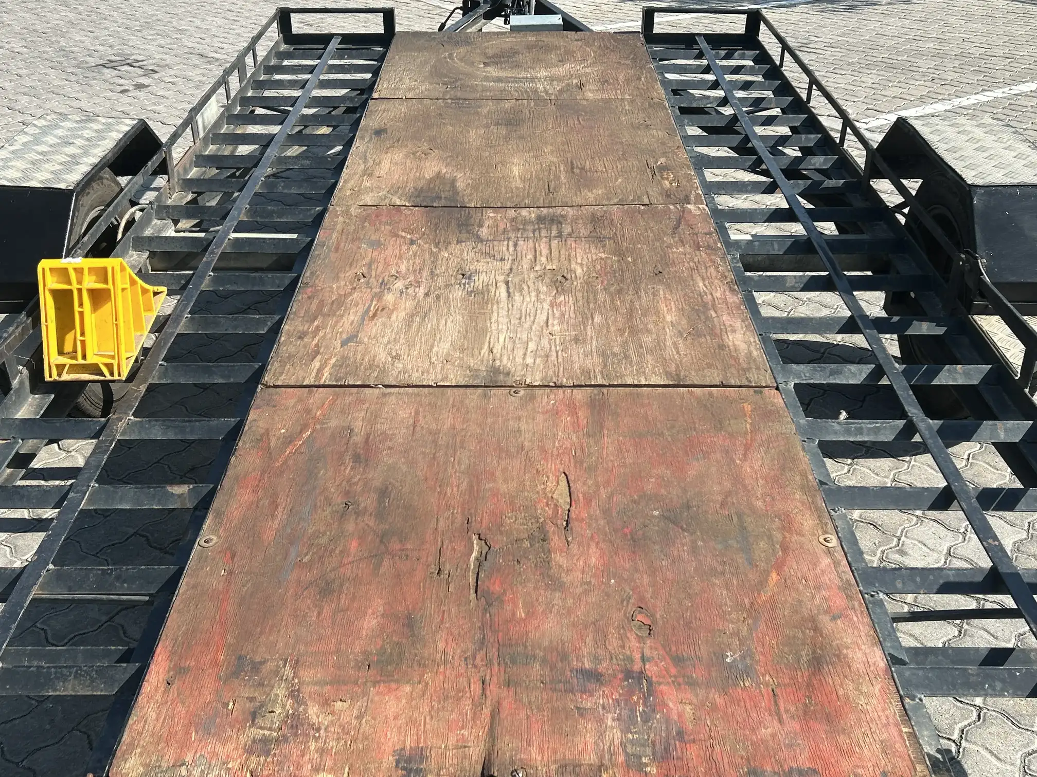 Custom Flatbed
