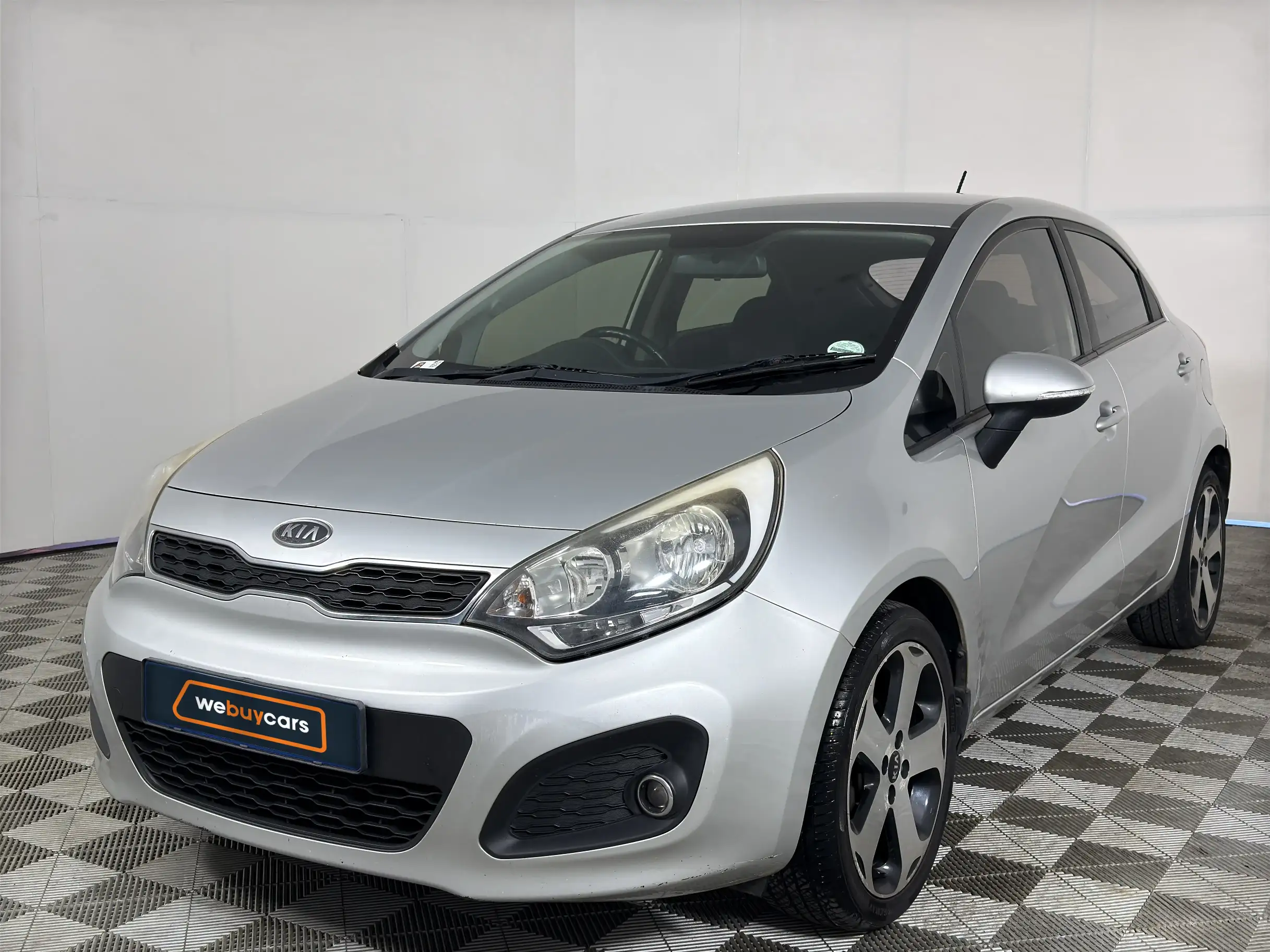 We Buy Cars | 2012 KIA RIO — Stock Number 045202962