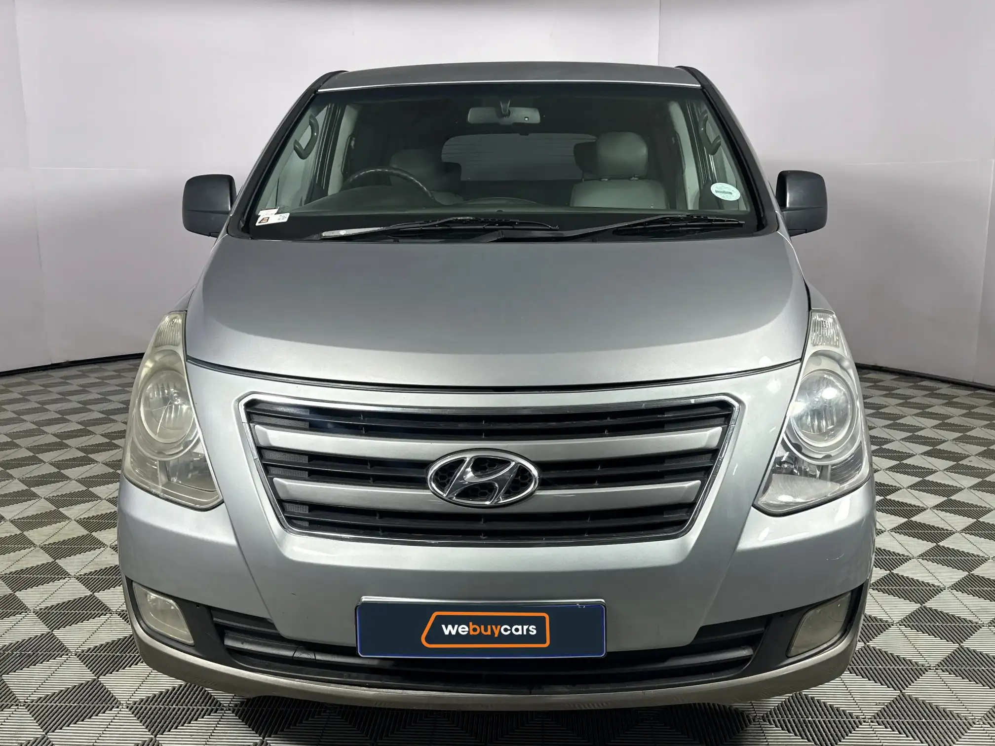 Hyundai H-1