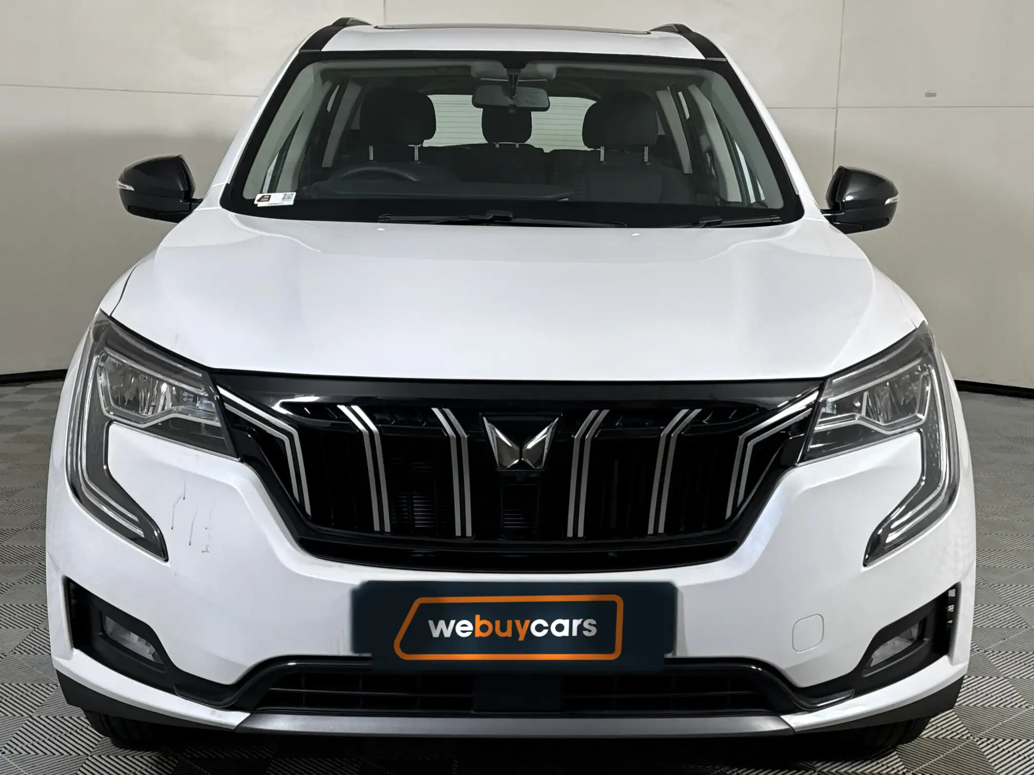Mahindra XUV 700