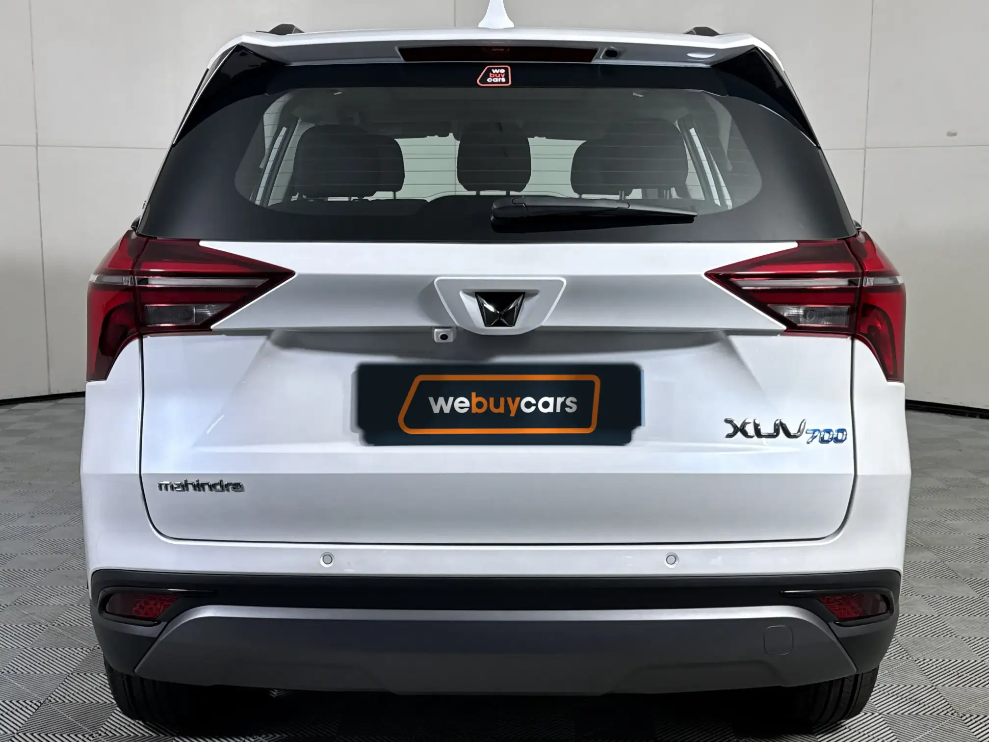 Mahindra XUV 700