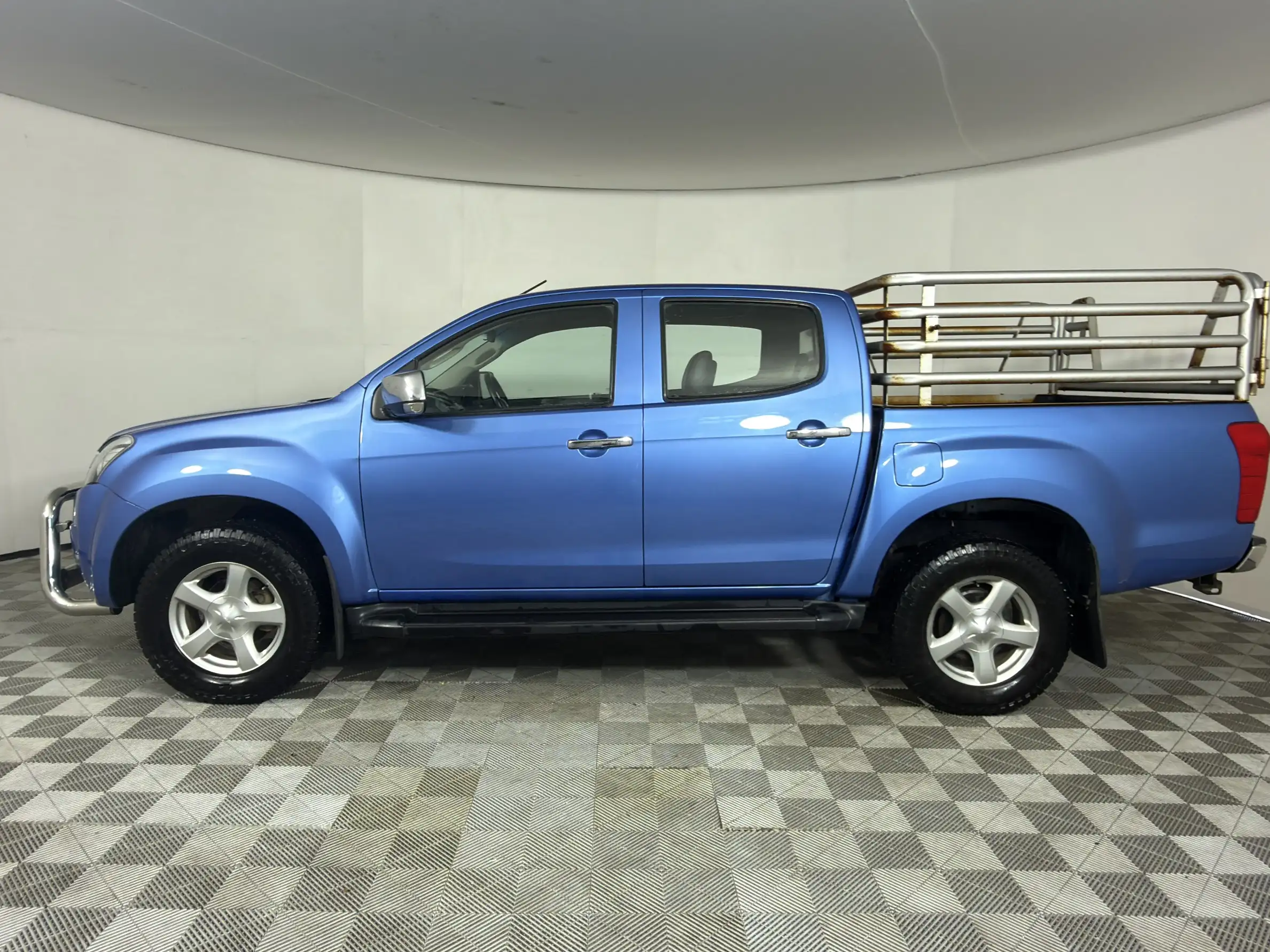 Isuzu KB