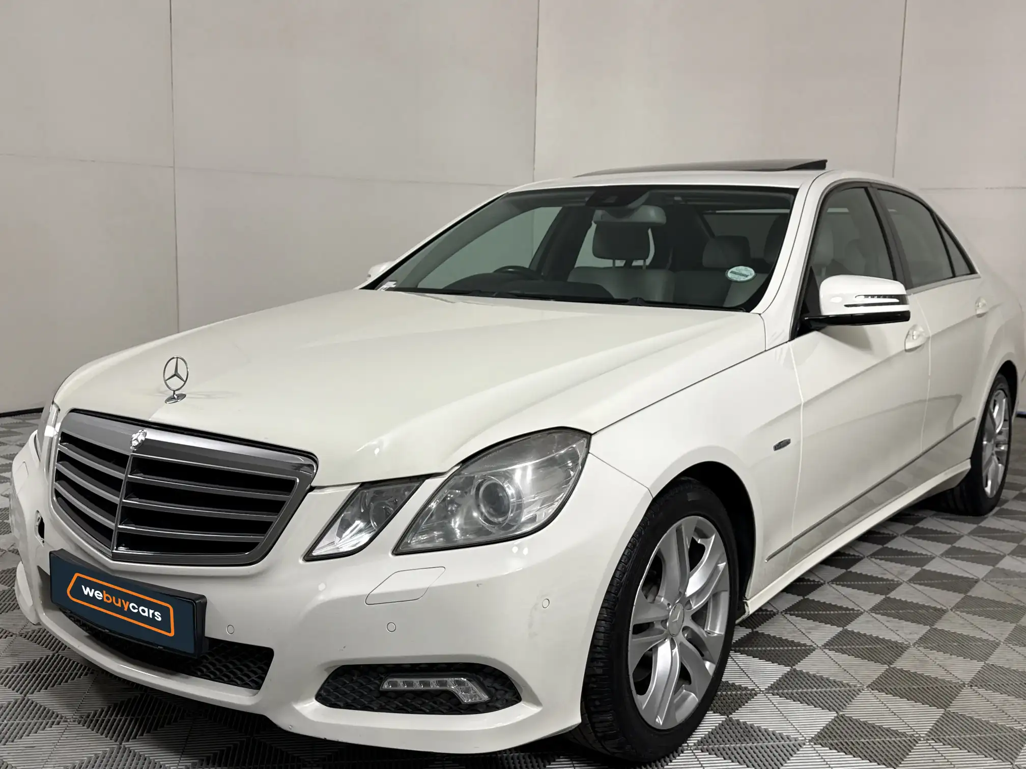 2010 Mercedes-Benz E Class Sedan