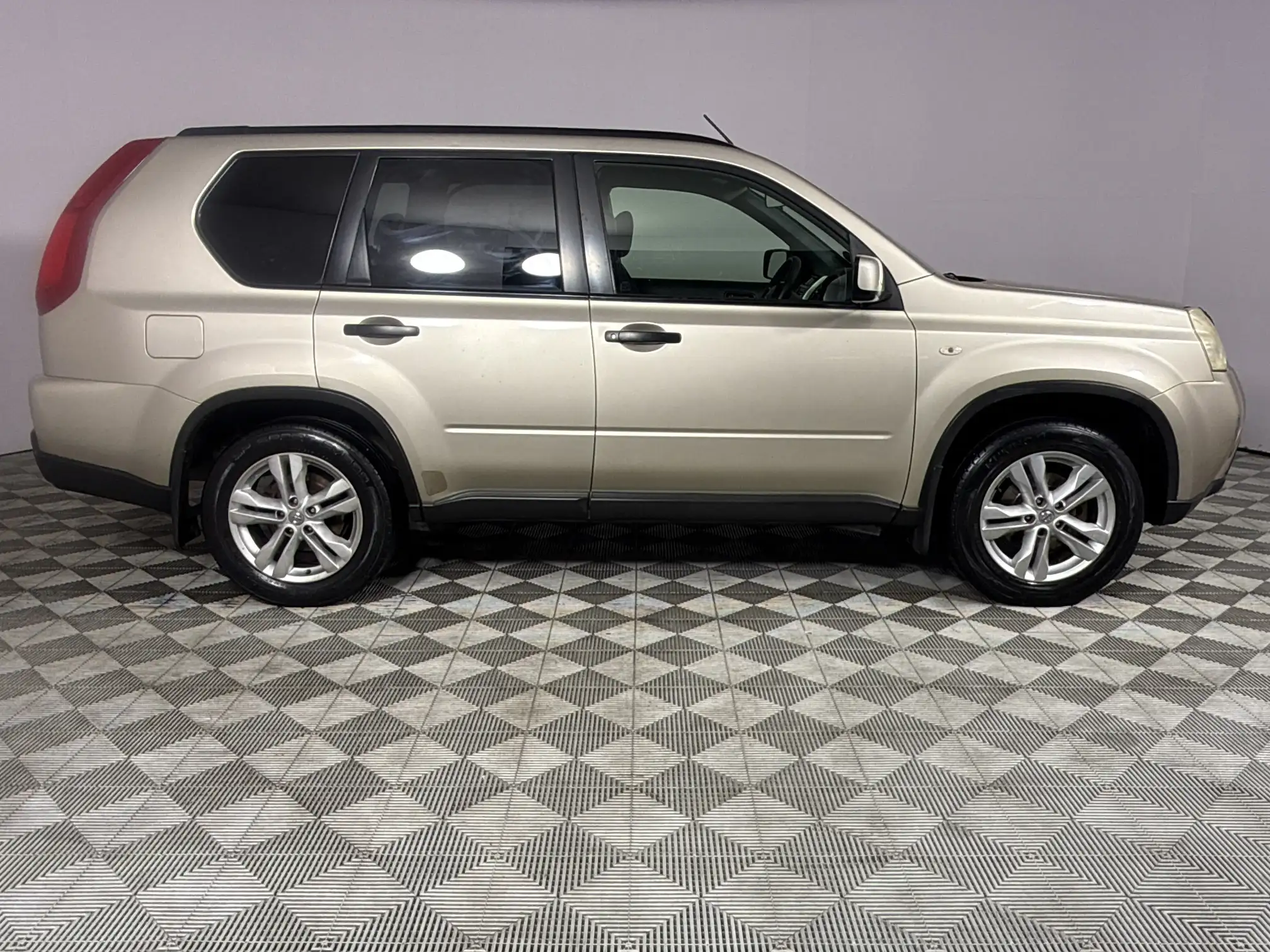Nissan X Trail