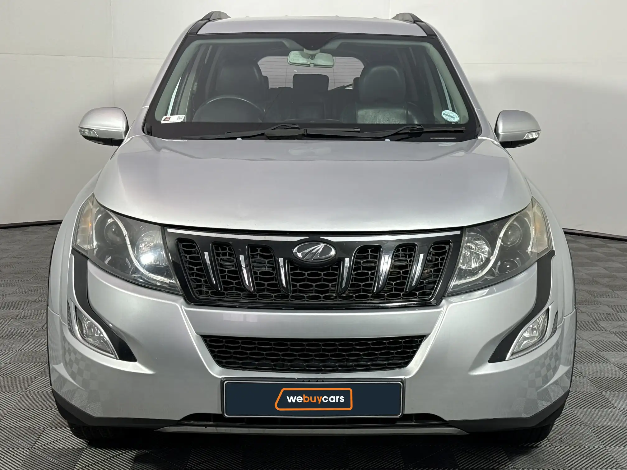 Mahindra XUV