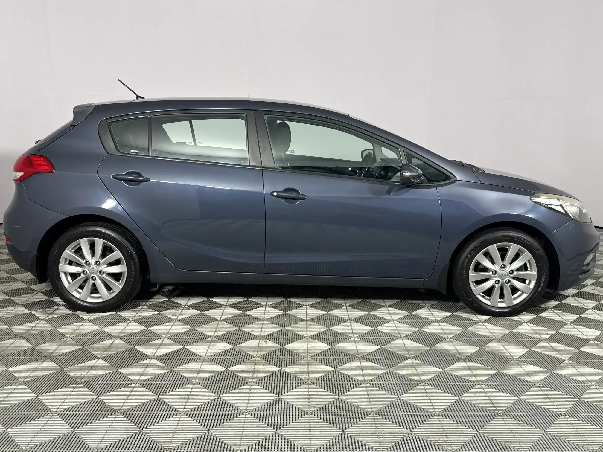 KIA Cerato