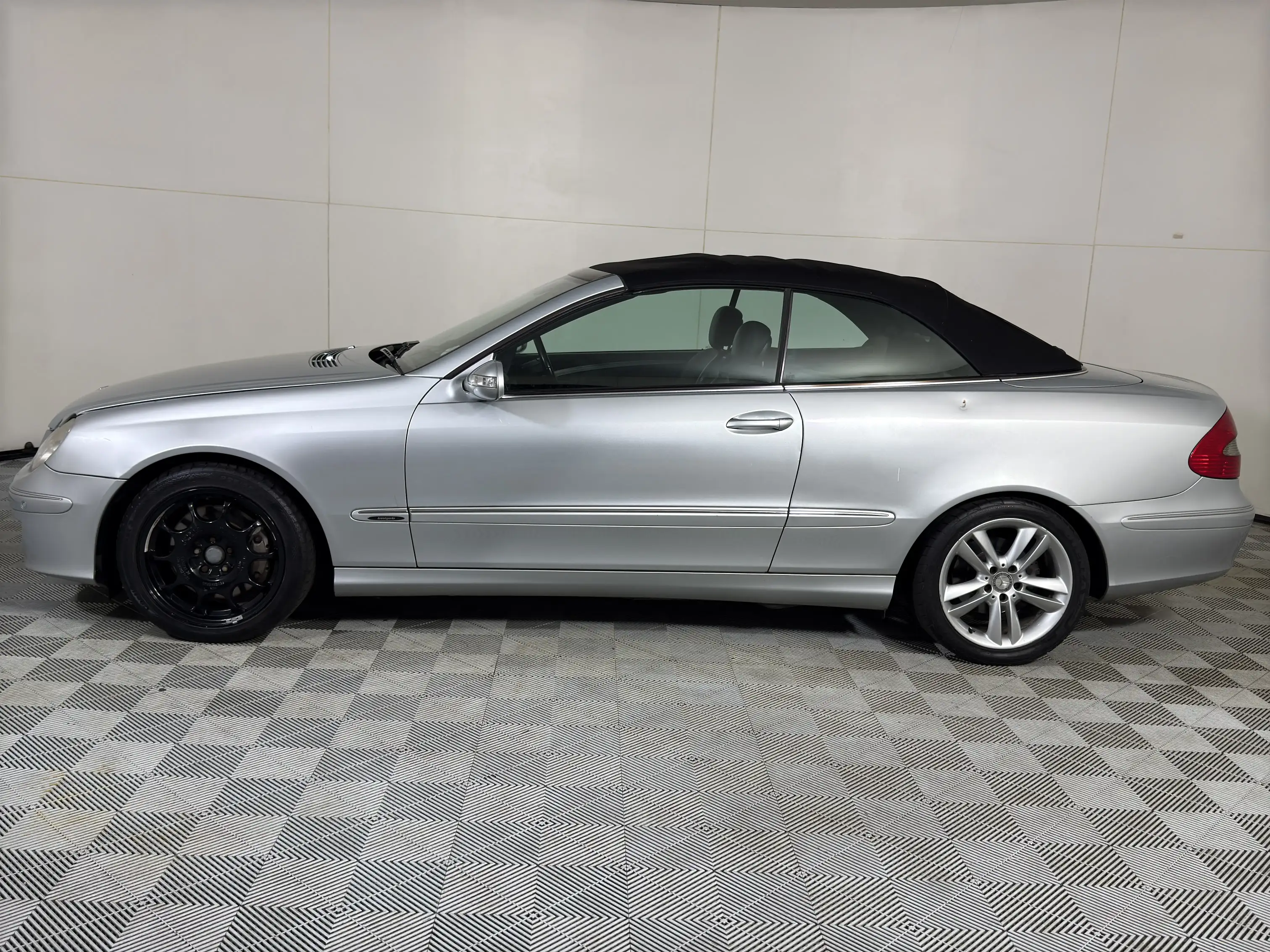 Mercedes-Benz CLK Class Cabriolet