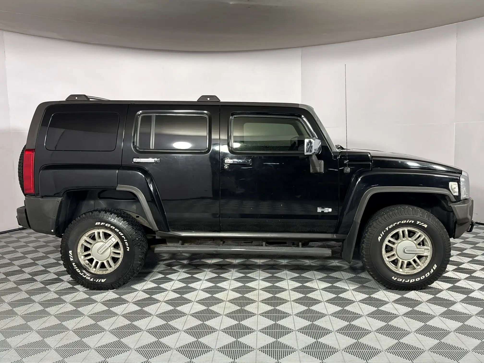 Hummer H3