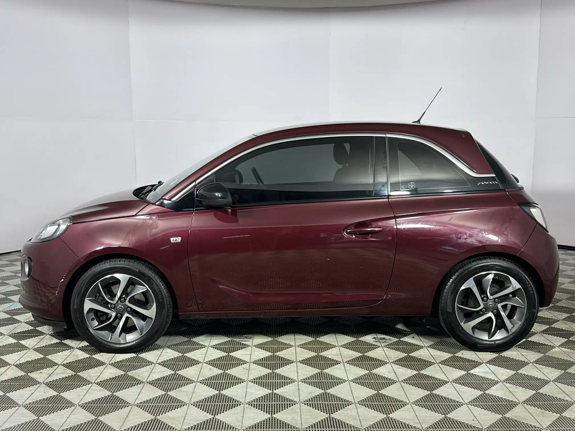 Opel Adam