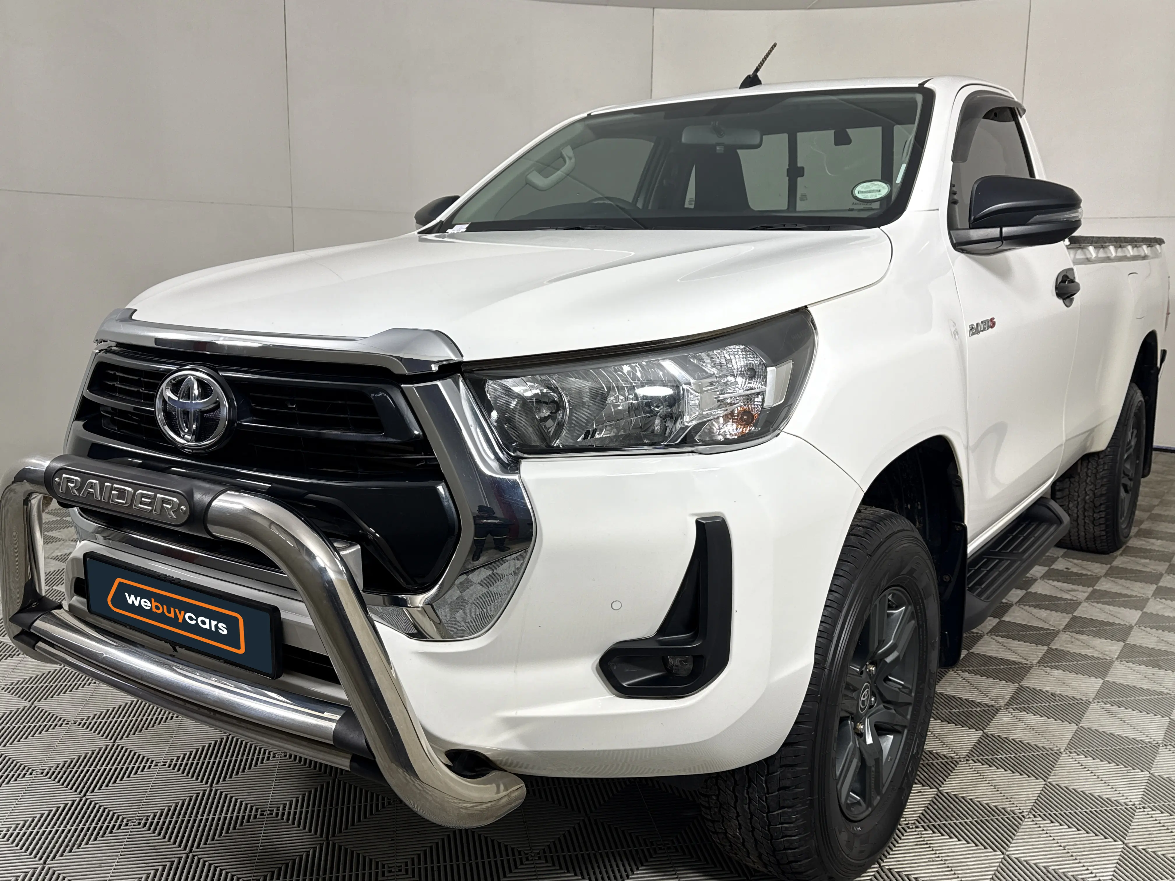 2021 Toyota Hilux 2.4 Gd-6 Raider 4x4 Auto Pick Up Single Cab