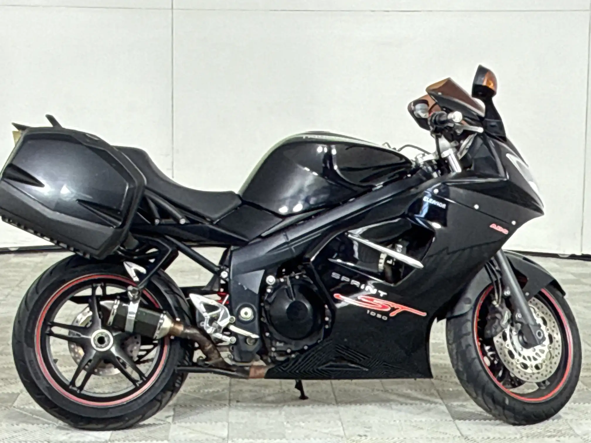 Triumph Sprint