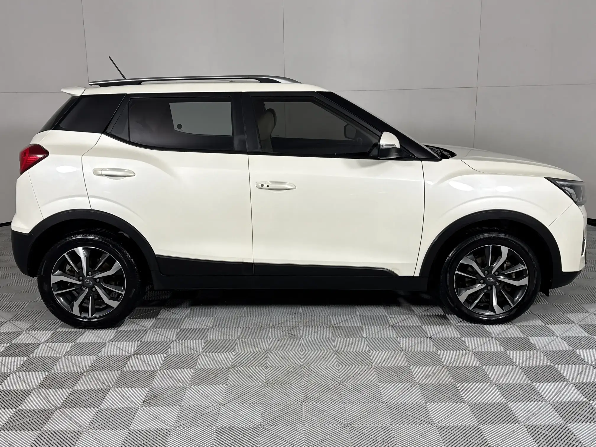 Mahindra Xuv300