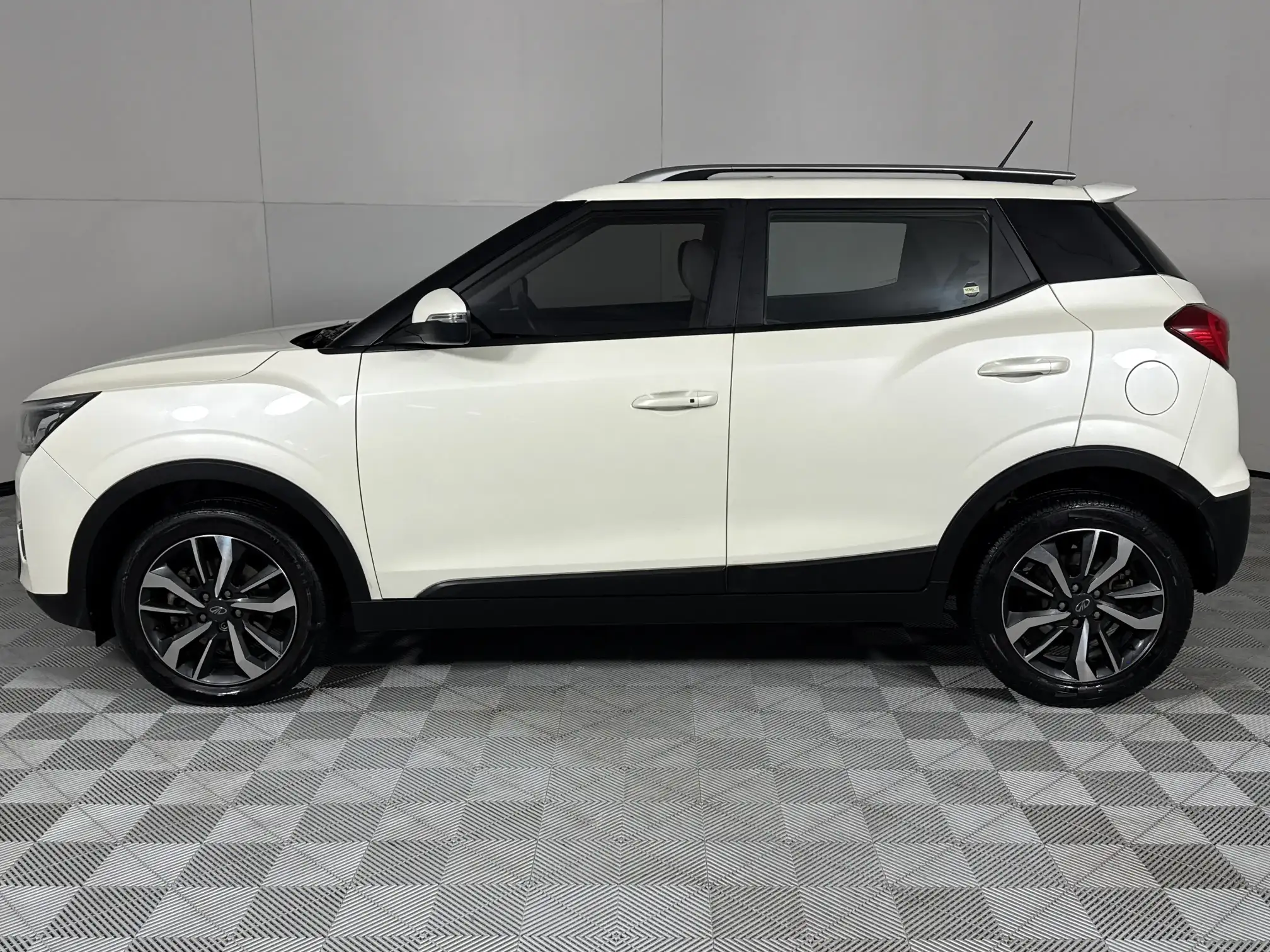 Mahindra Xuv300