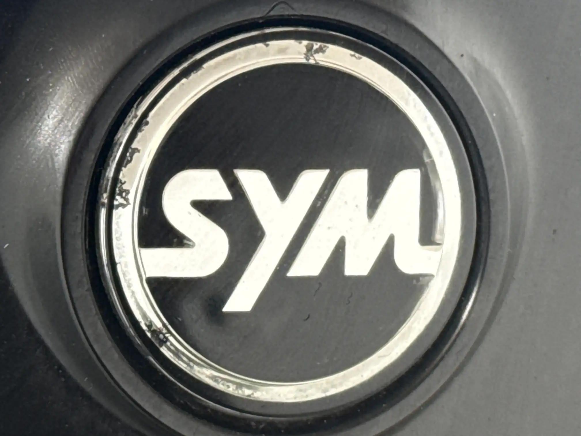 SYM Symphony