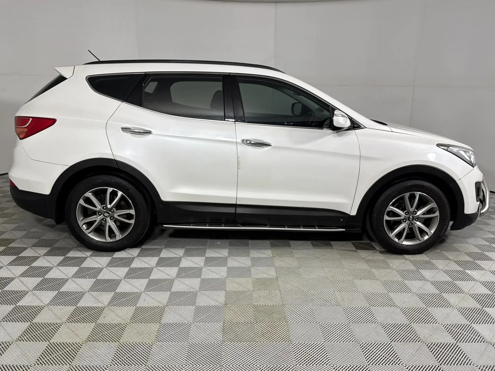 Hyundai Santa-FE
