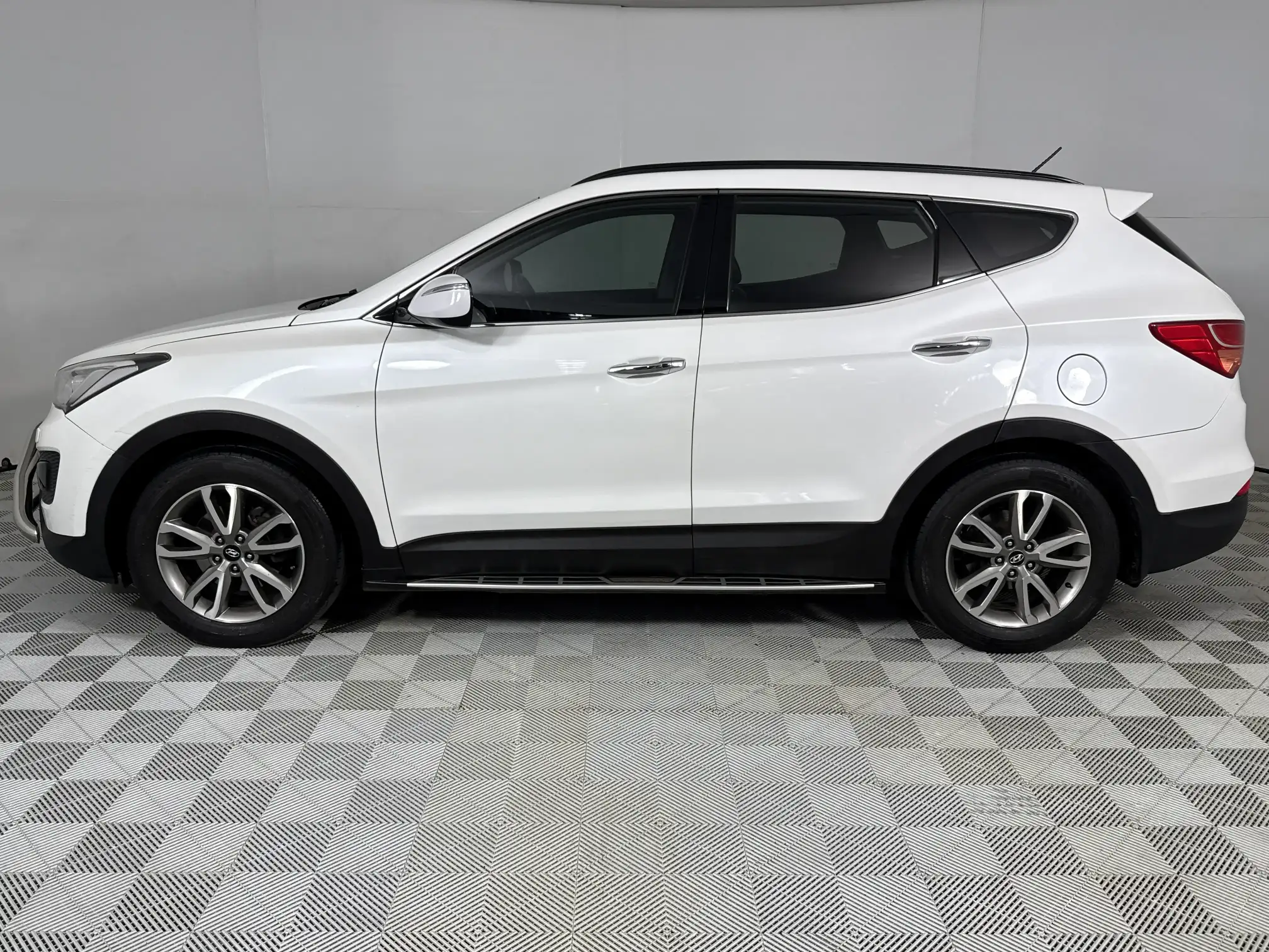 Hyundai Santa-FE