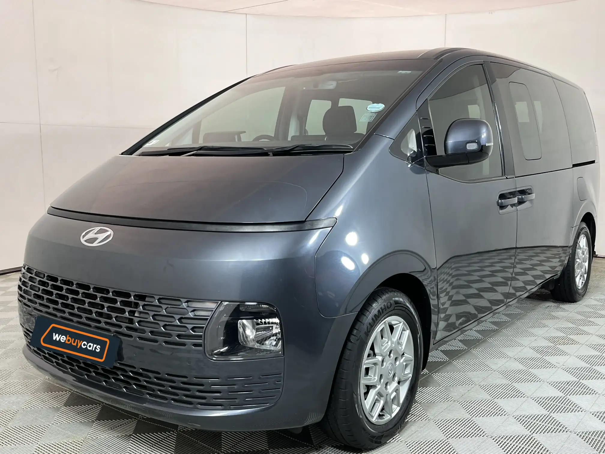 Hyundai Staria