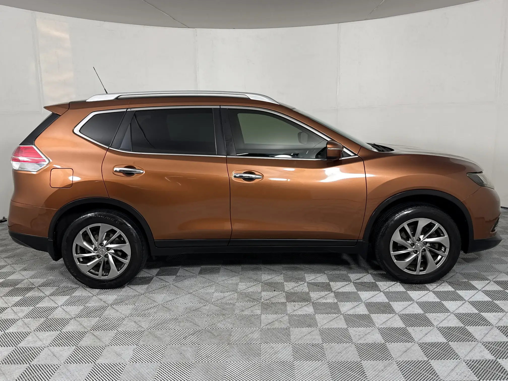 Nissan X Trail